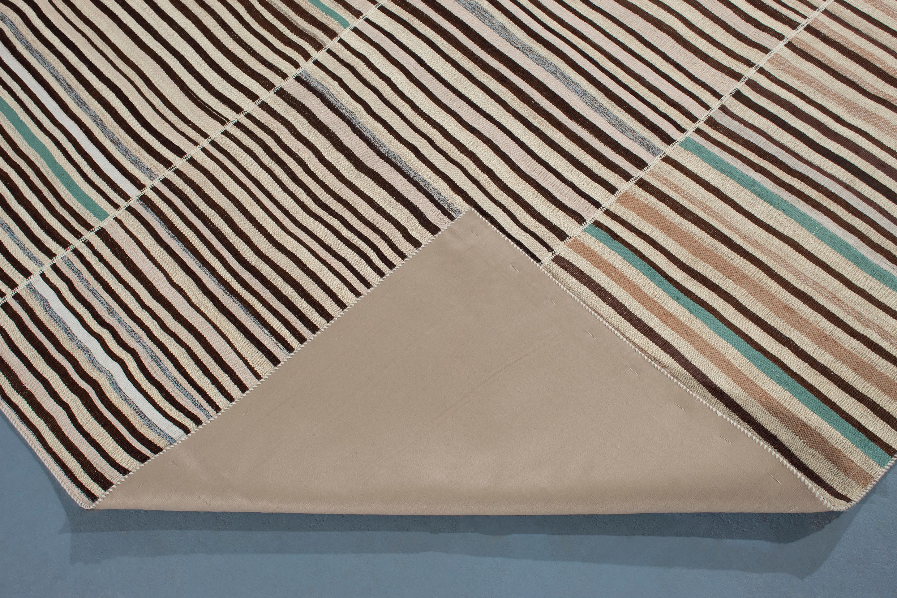 20ième siècle Tapis persan Mazandaran tissé à la main à plat multicolore en vente