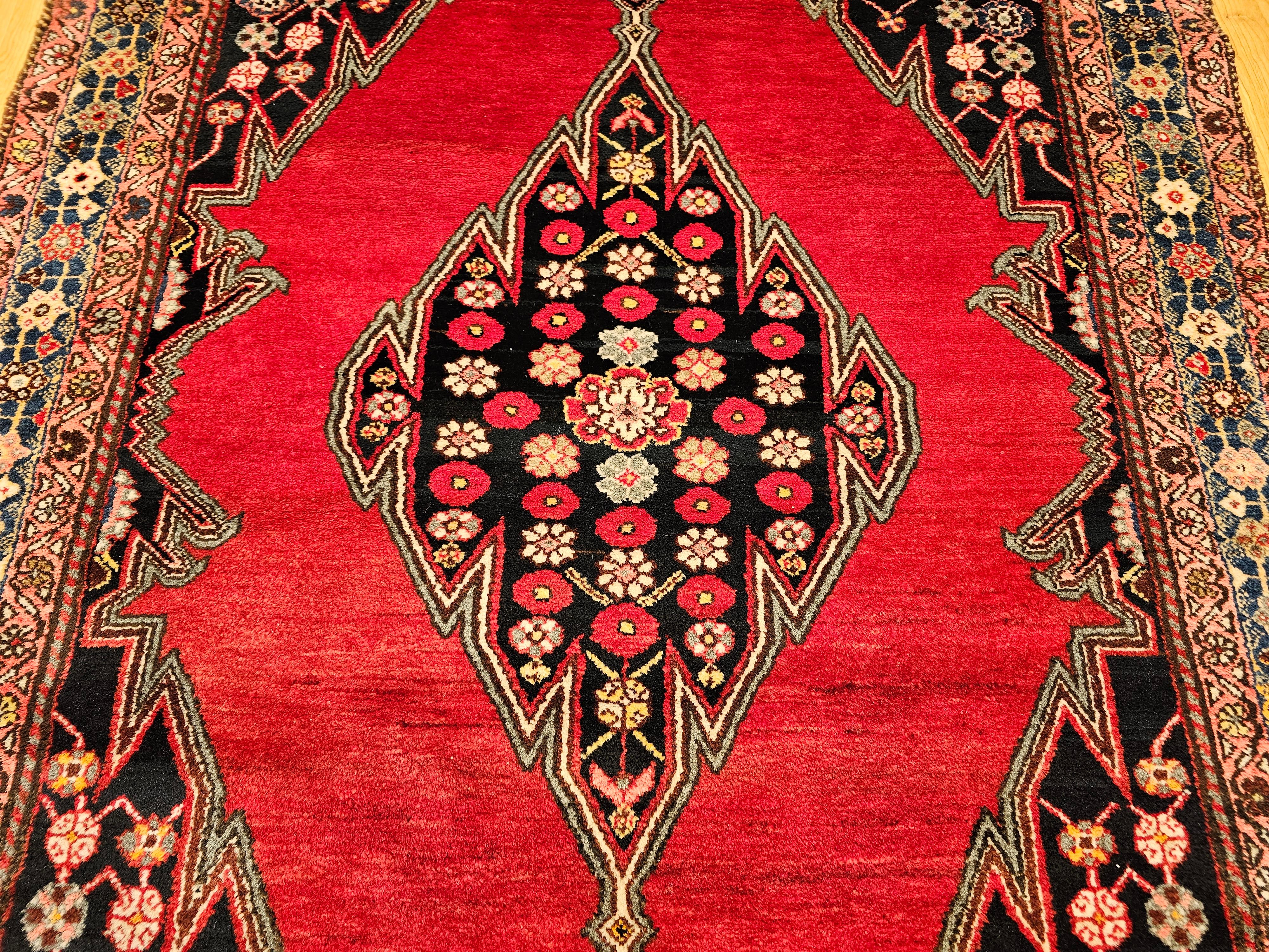 Vintage By  Persischer Mazgalan-Teppich im Zustand „Gut“ im Angebot in Barrington, IL