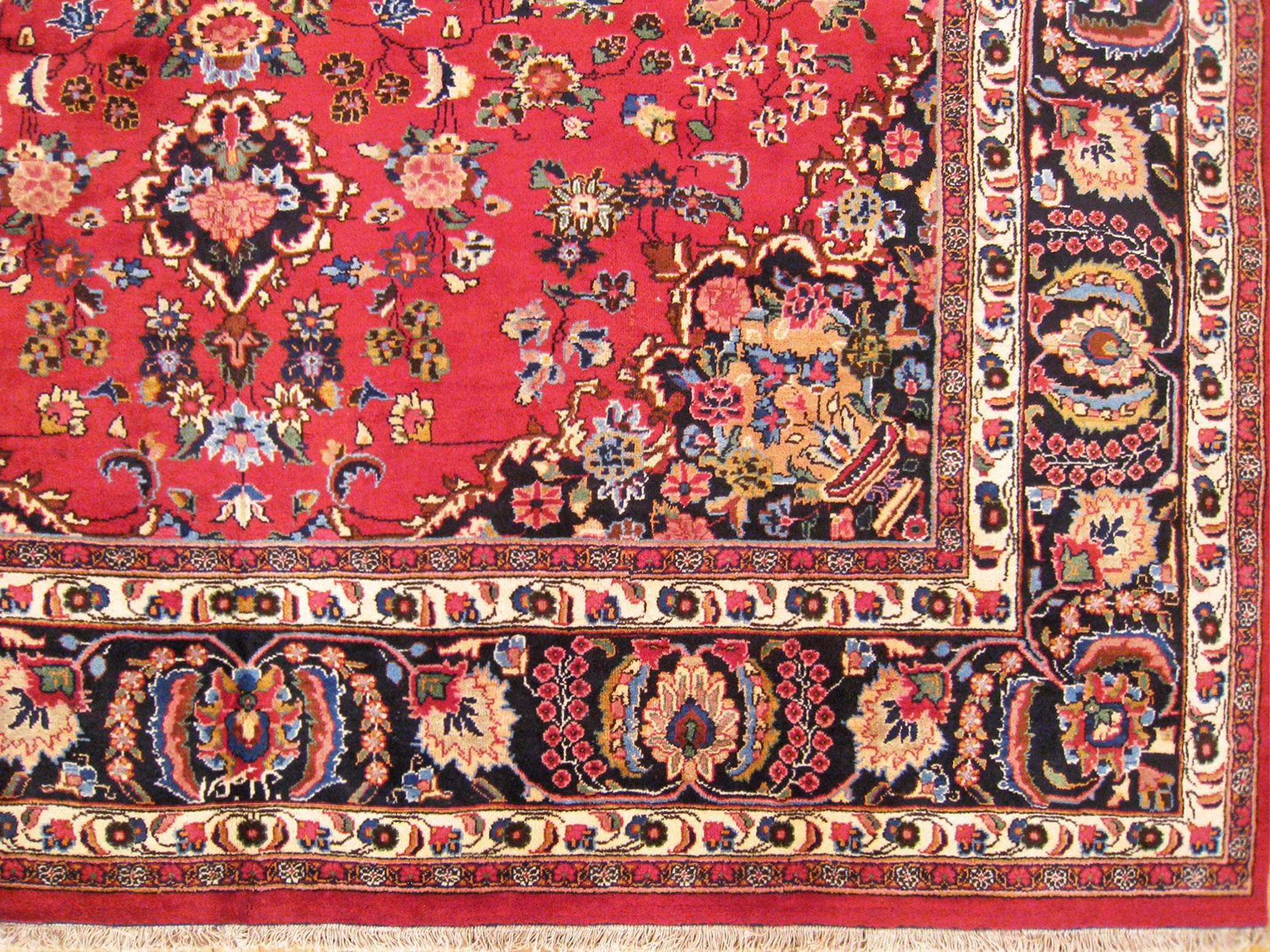 Persischer Meshed Oriental-Teppich in Zimmergröße, mit zentralem Medaillon im Zustand „Gut“ im Angebot in New York, NY