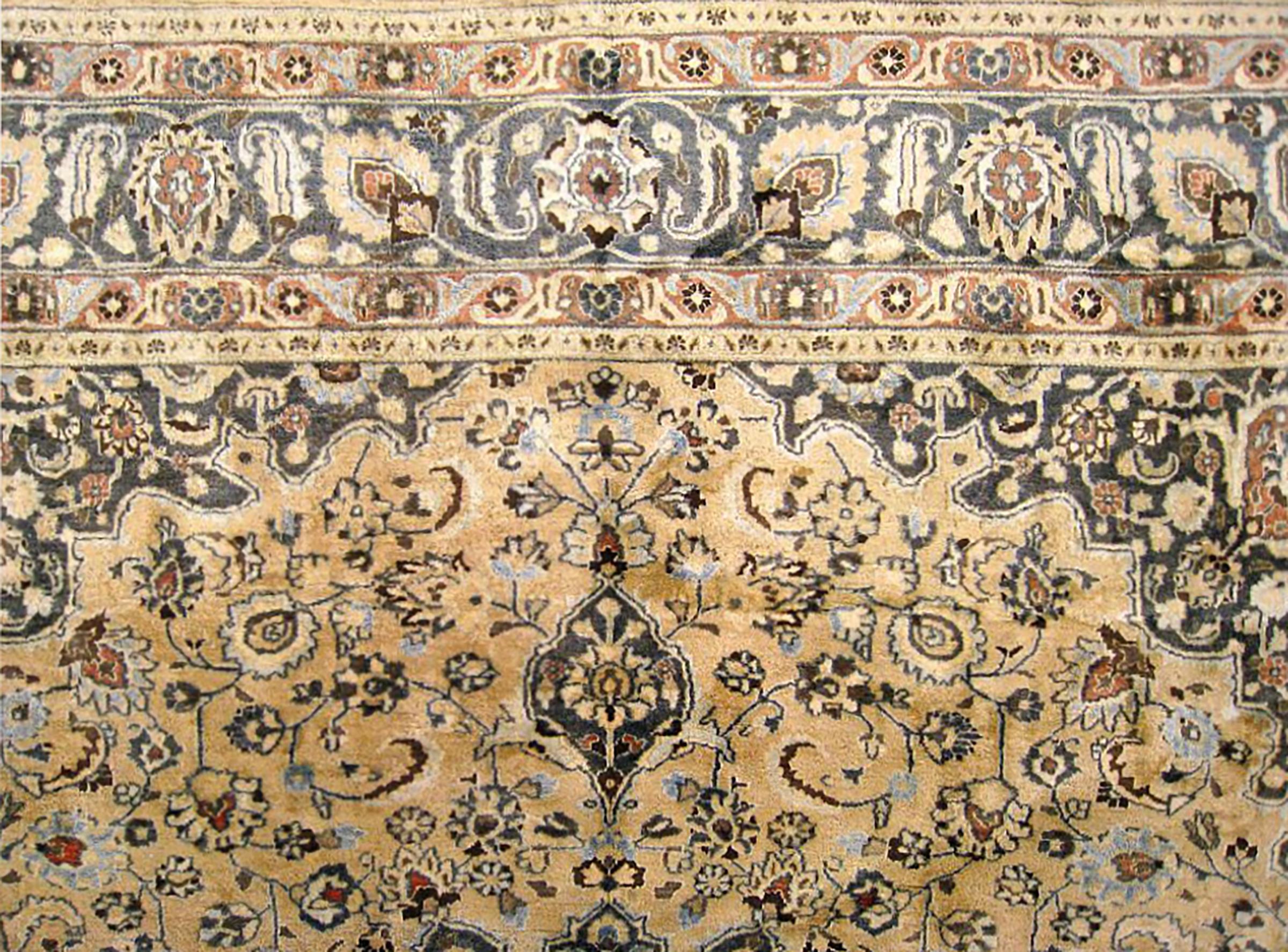 Persischer Meshed Oriental-Teppich, in Zimmergröße, mit zentralem Medaillon (Mitte des 20. Jahrhunderts) im Angebot