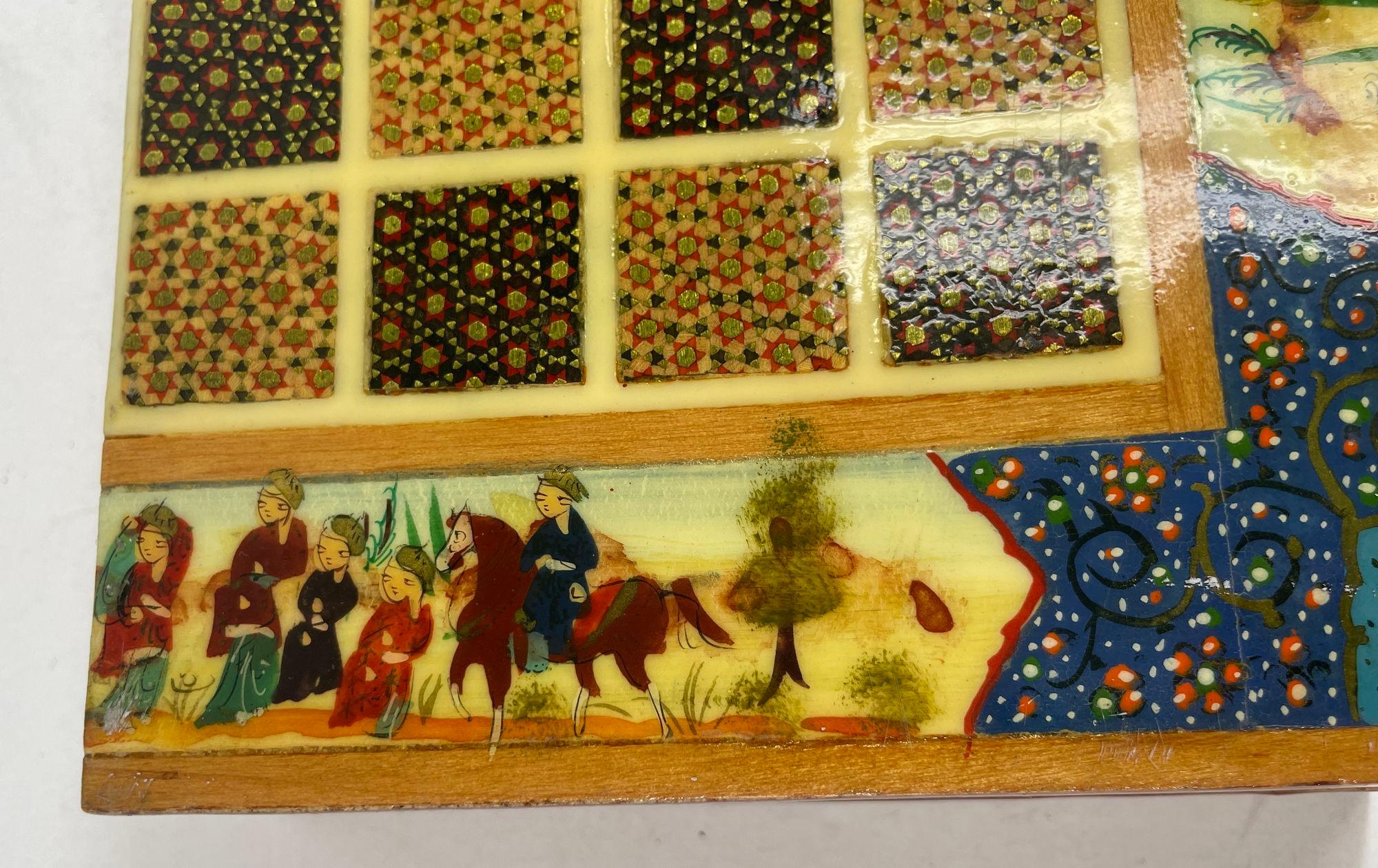 Boîte de jeu d'échecs persane vintage en micro-mosaïque en vente 7