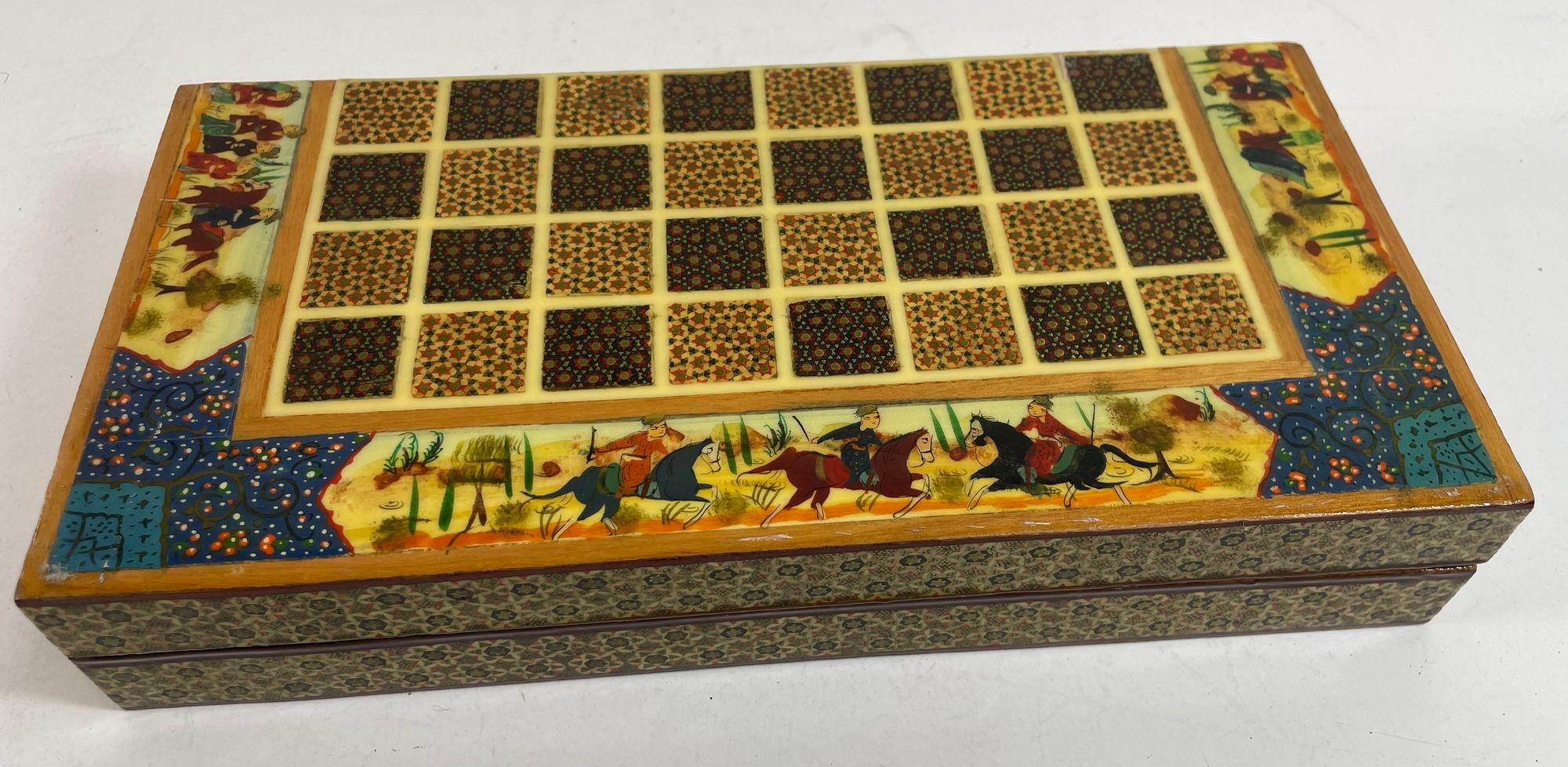 Vintage Persian Micro Mosaic Schachspiel Box im Angebot 9