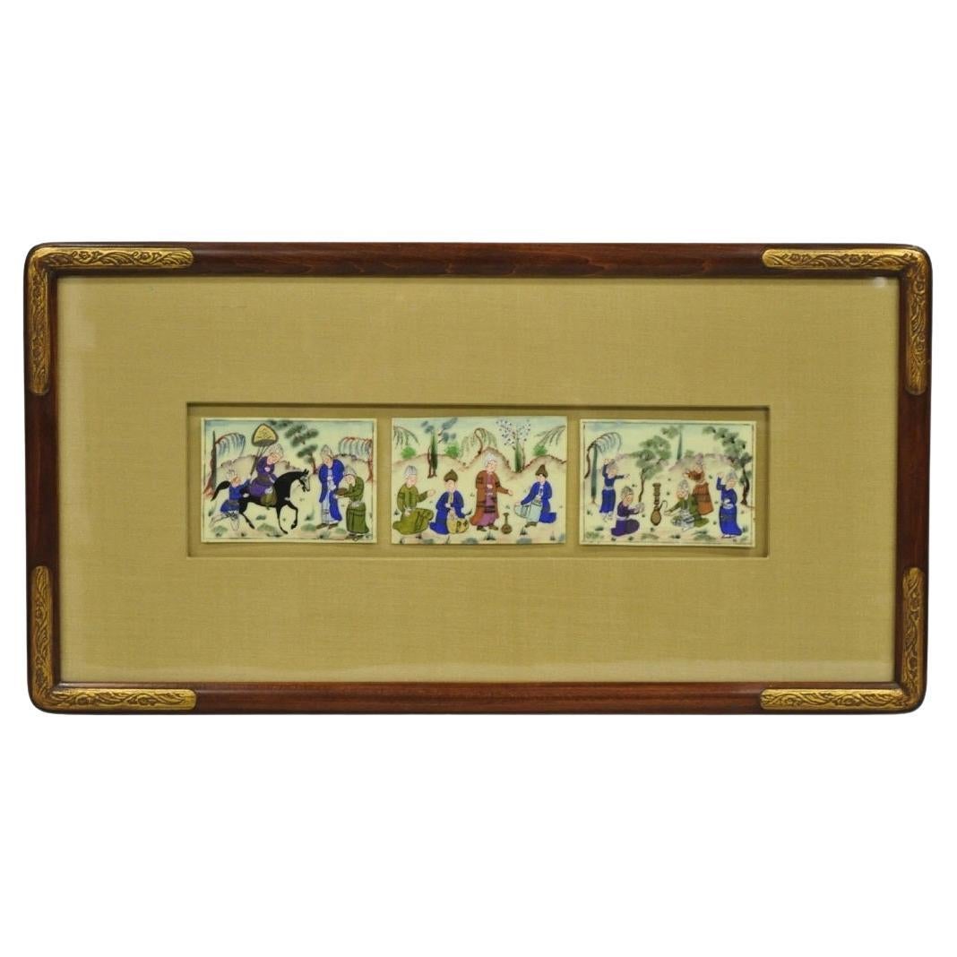 Miniatura persiana d'epoca incorniciata e dipinta a mano con scene di villaggi in 3 parti su osso in vendita