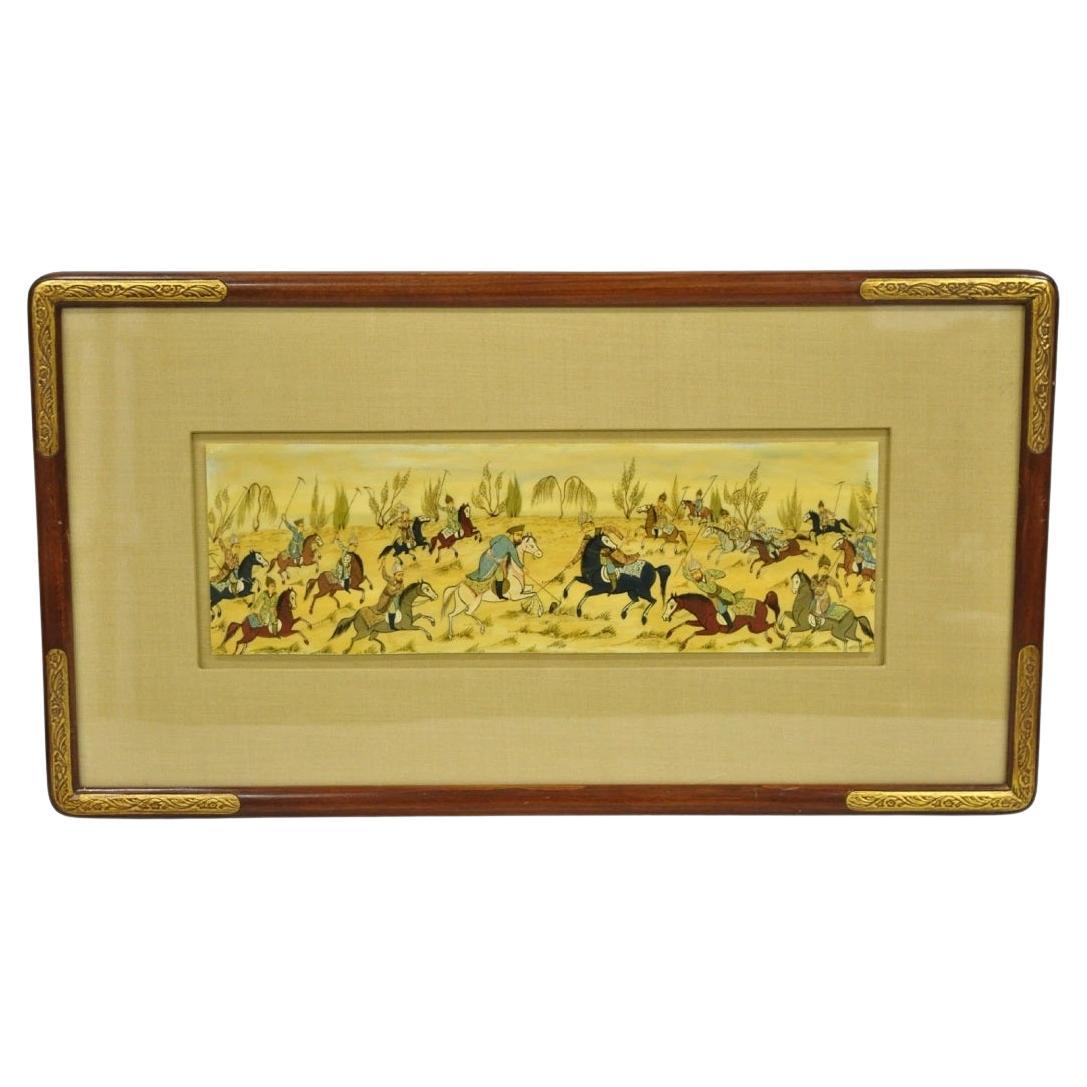 Miniatura persiana d'epoca incorniciata con giocatori di polo e cavalli dipinti a mano su osso