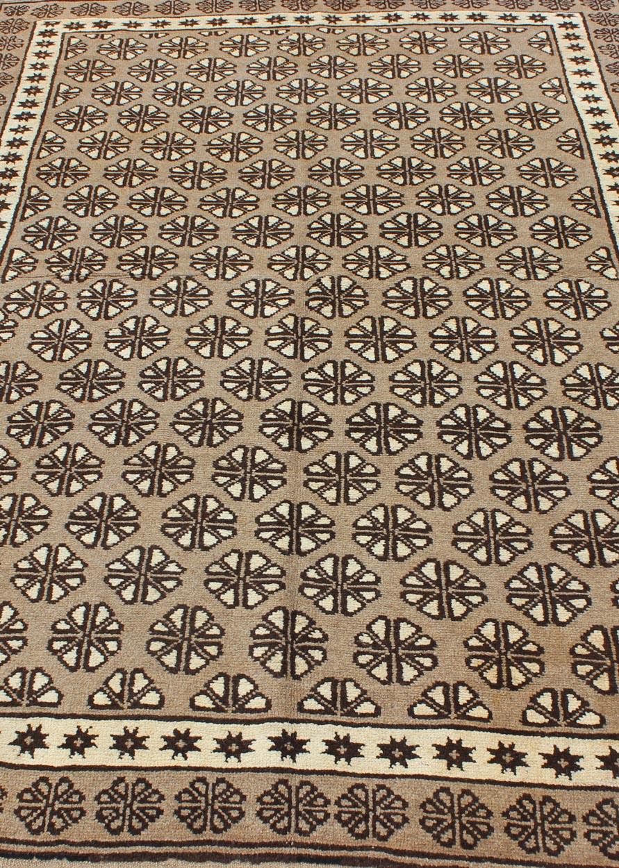 20th Century Vintage Persian Mishan Rug with All-Over Diamond Design in Gray, Brown and Cream For Sale