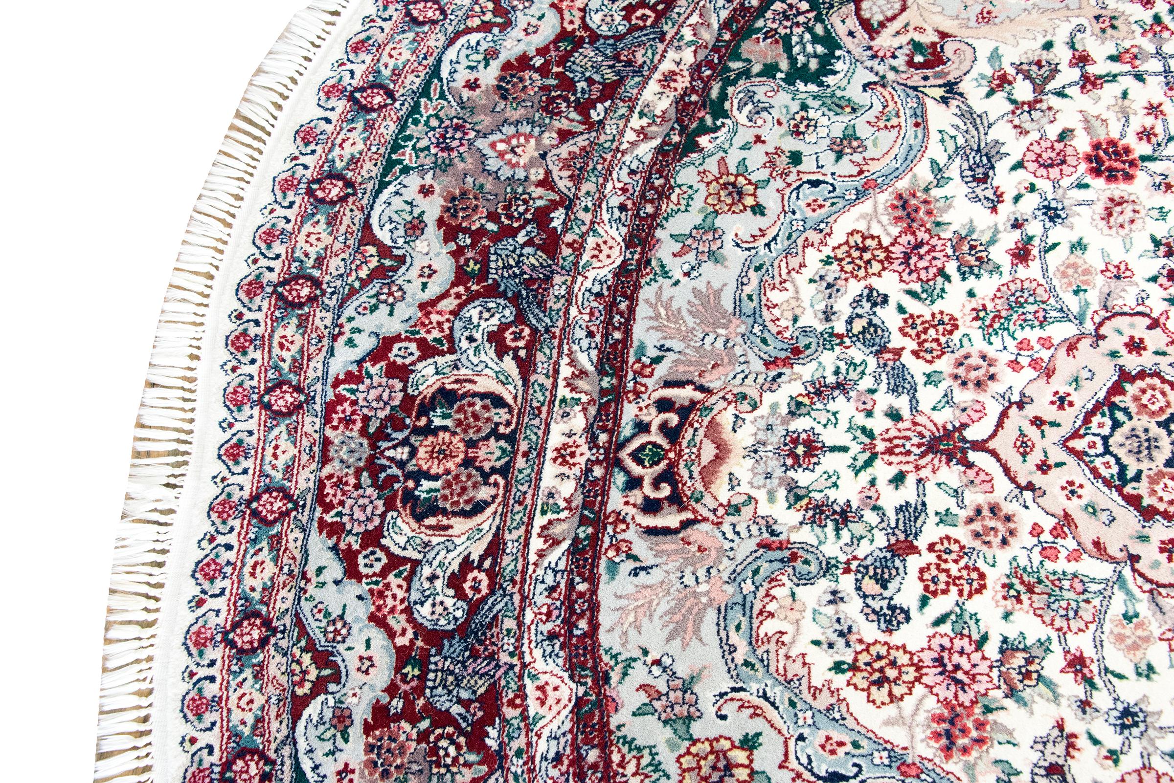 Vintage Persian Moud Rug In Good Condition For Sale In Chicago, IL