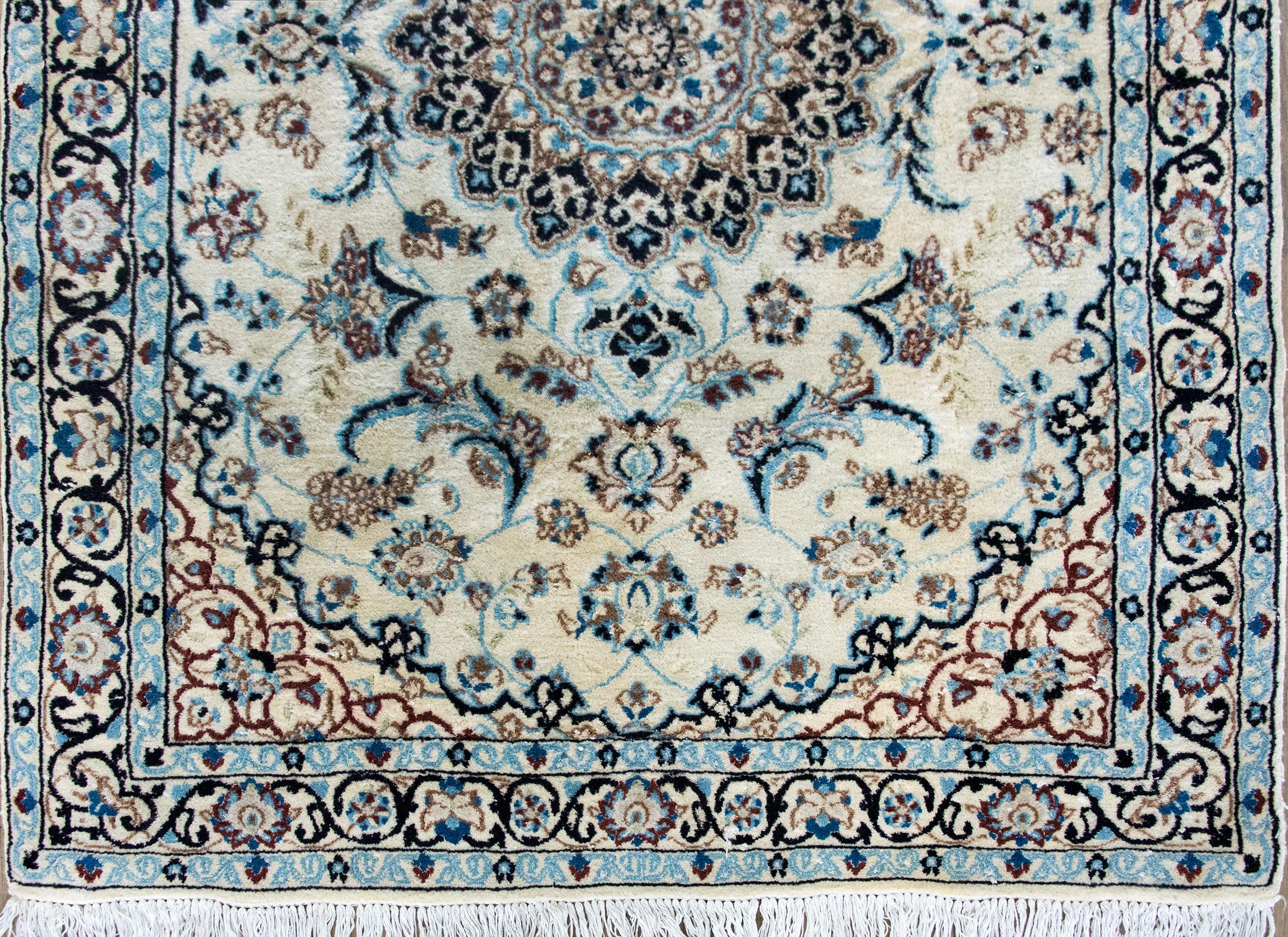 Altpersischer Naein-Teppich im Angebot 4