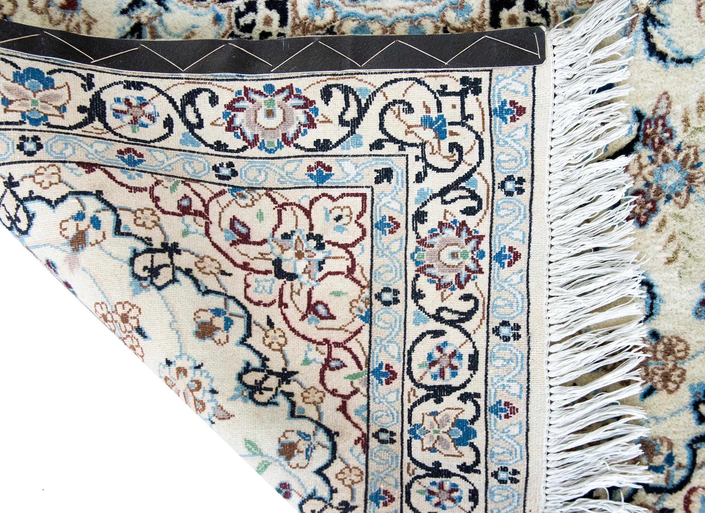 Altpersischer Naein-Teppich im Angebot 7