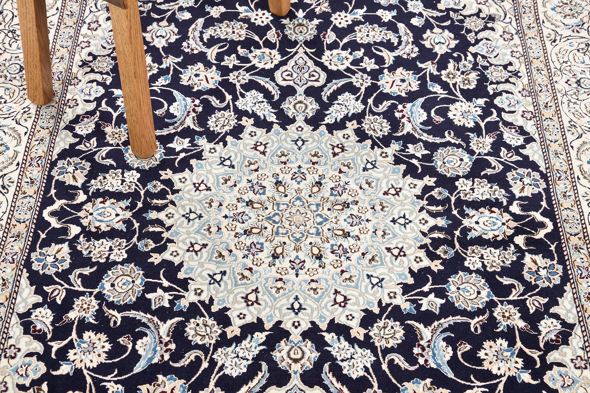 Metà XX secolo Vintage Persian Nain 53725 in vendita