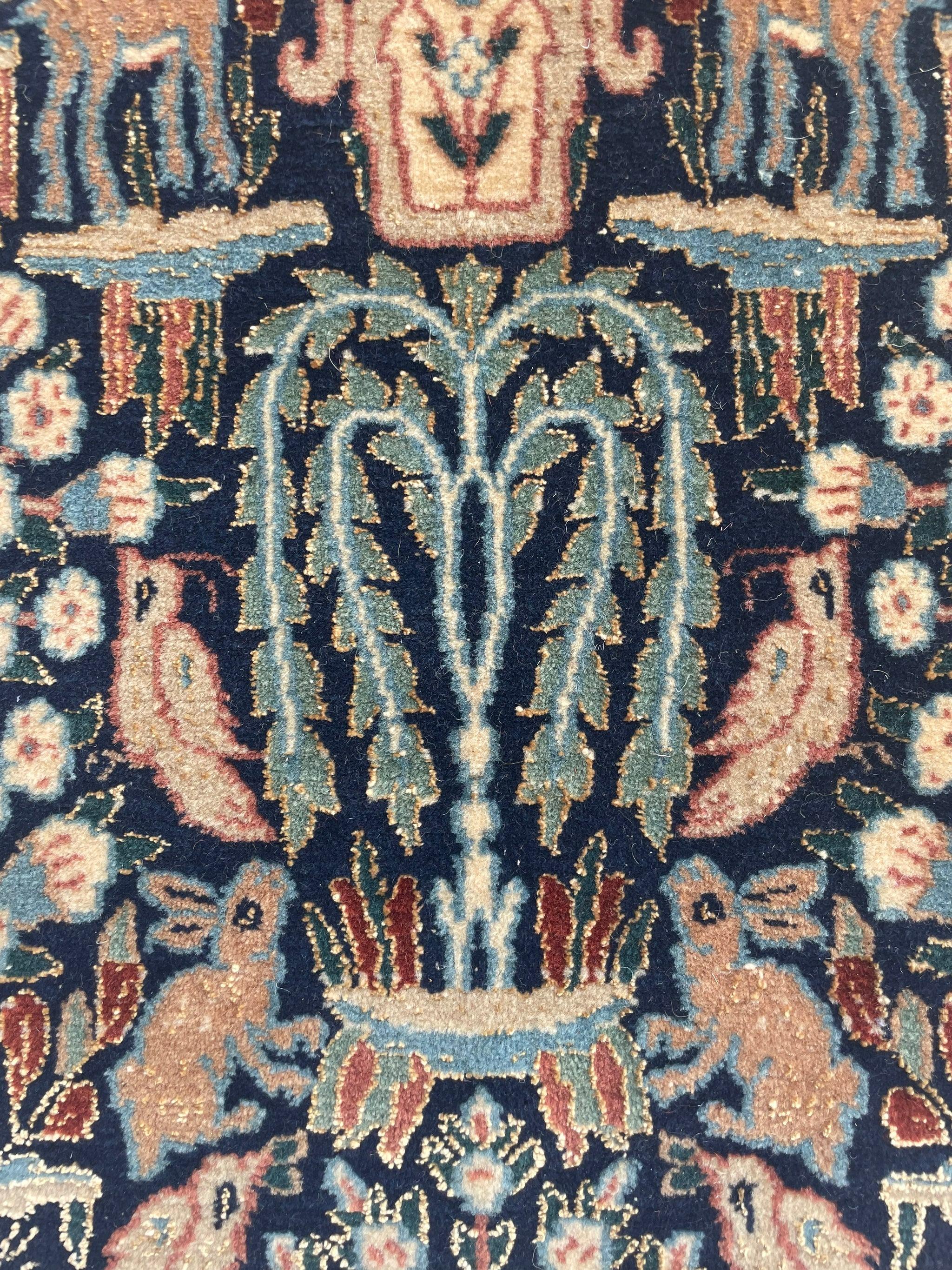 Vintage Persisches Nain Paradise Design aus Lammwolle und Seide mit Highlights (Handgeknüpft) im Angebot