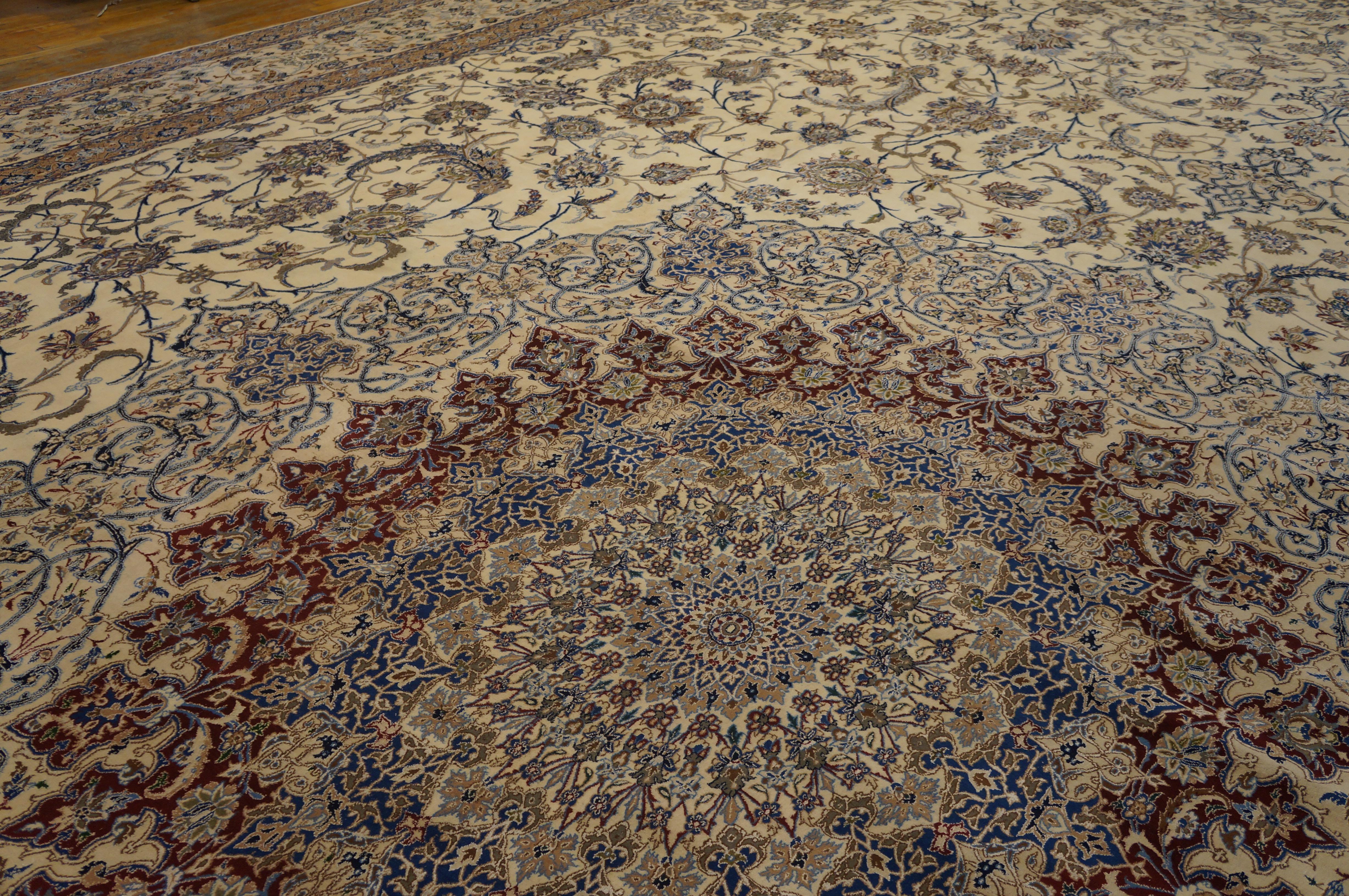 Mid 20th Century Persian Nain Carpet ( 19' 6