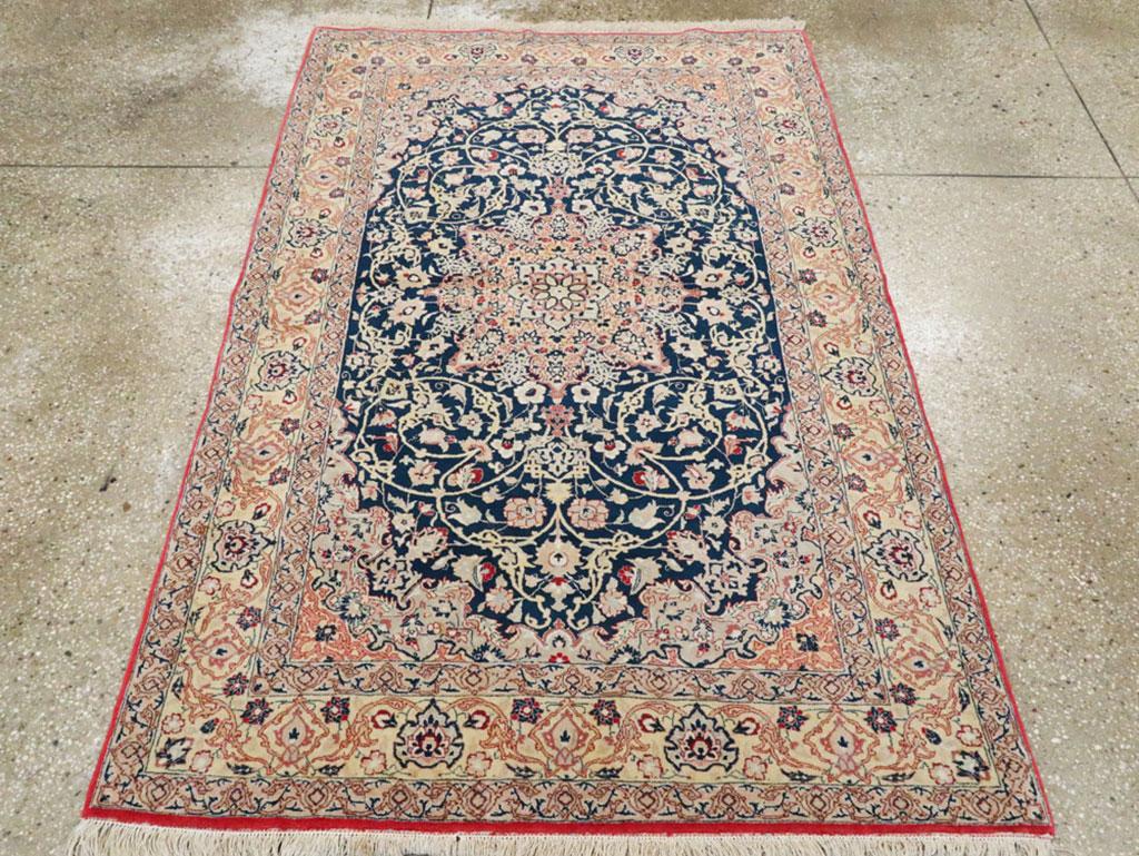 Altpersischer Nain-Teppich (Tabriz) im Angebot