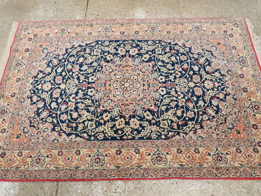 Altpersischer Nain-Teppich (20. Jahrhundert) im Angebot