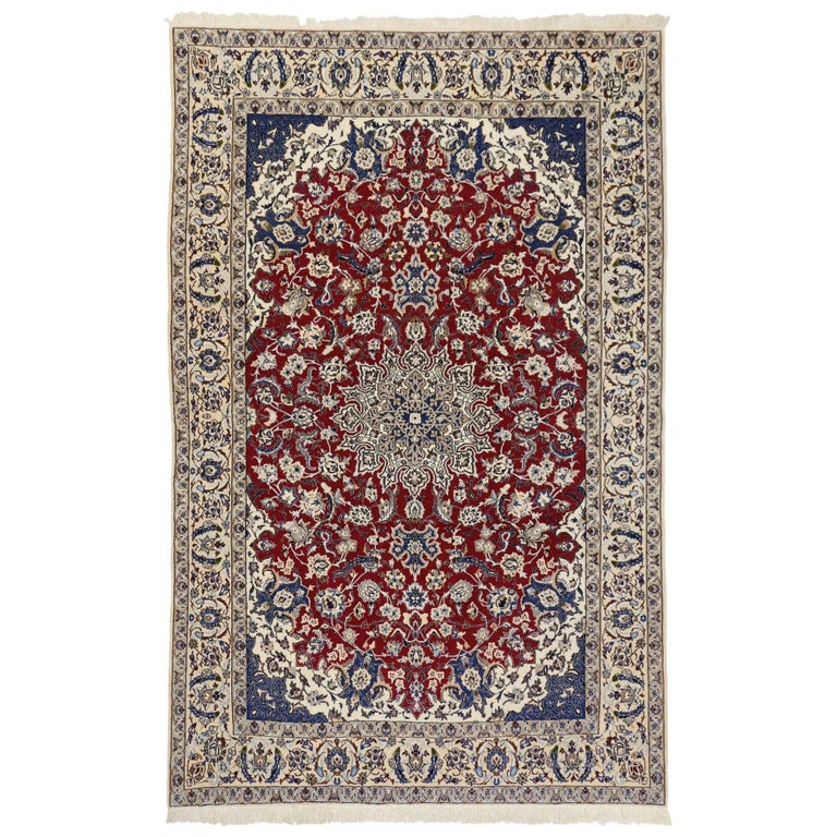 Vintage Persian Nain Rug with Traditional Style For Sale at 1stdibs