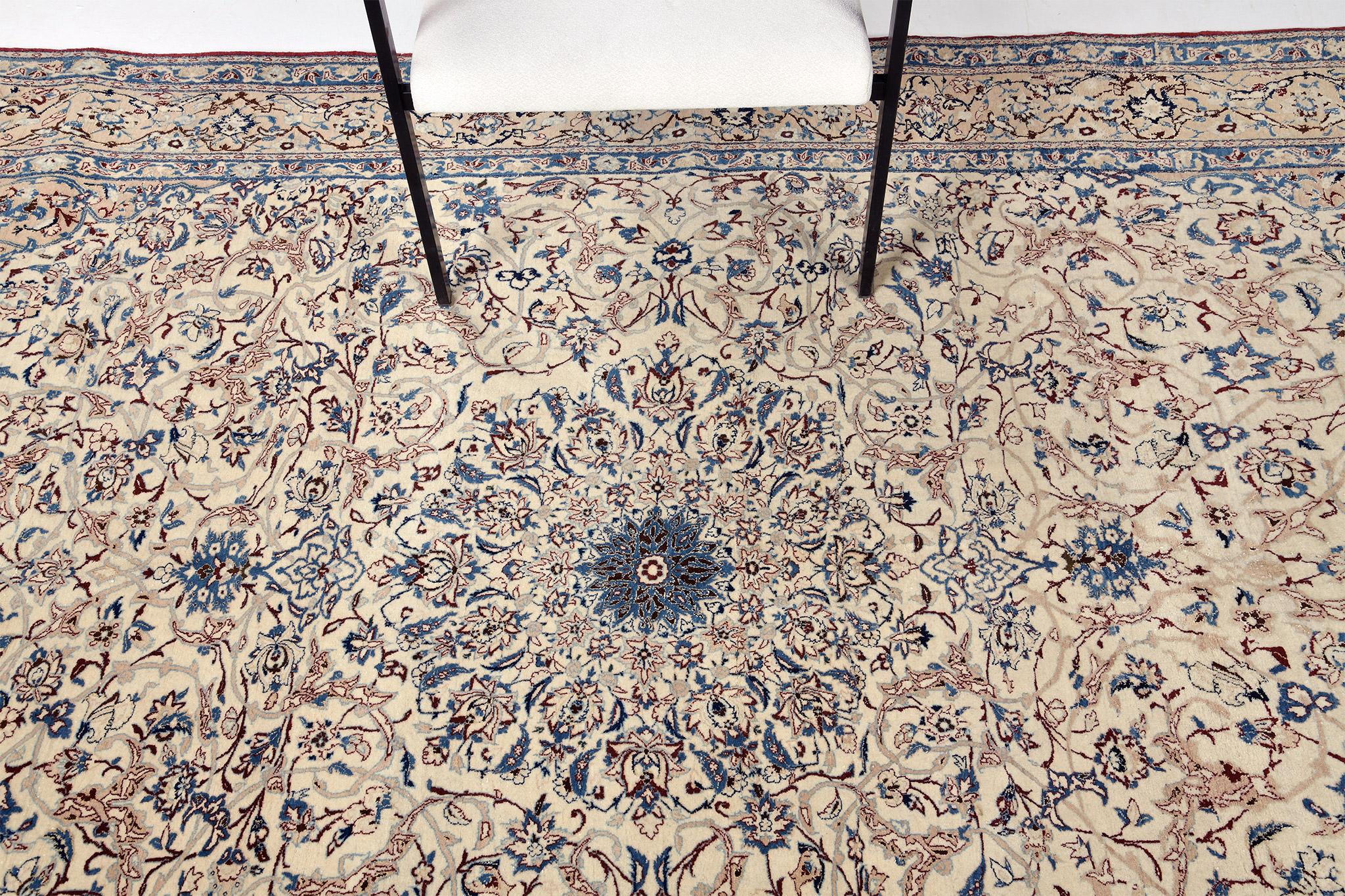 Vintage Persian Nain Toudeshk In Good Condition For Sale In WEST HOLLYWOOD, CA