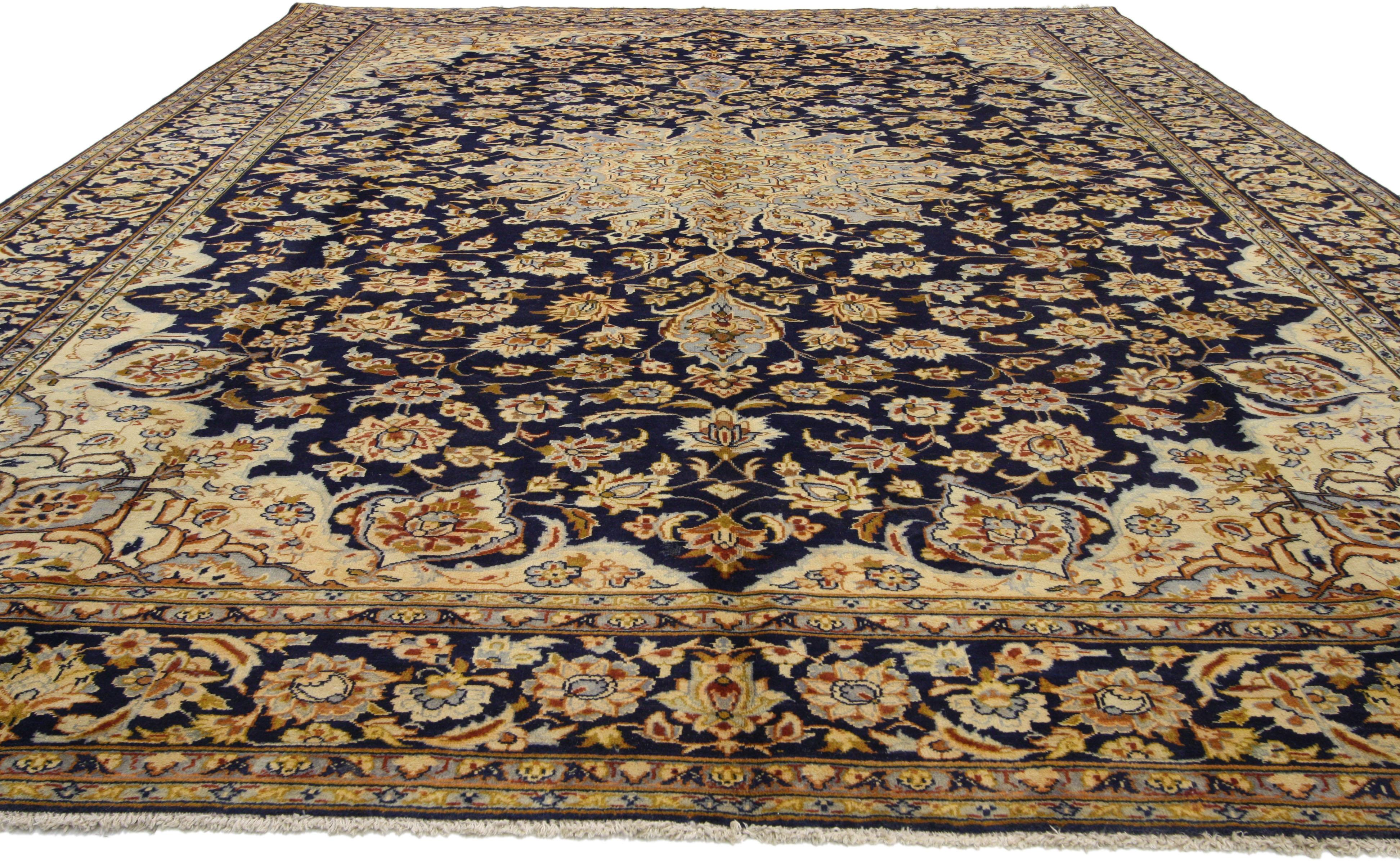 Persischer Najafabad-Teppich im romantischen arabischen Barockstil, Vintage (Handgeknüpft) im Angebot