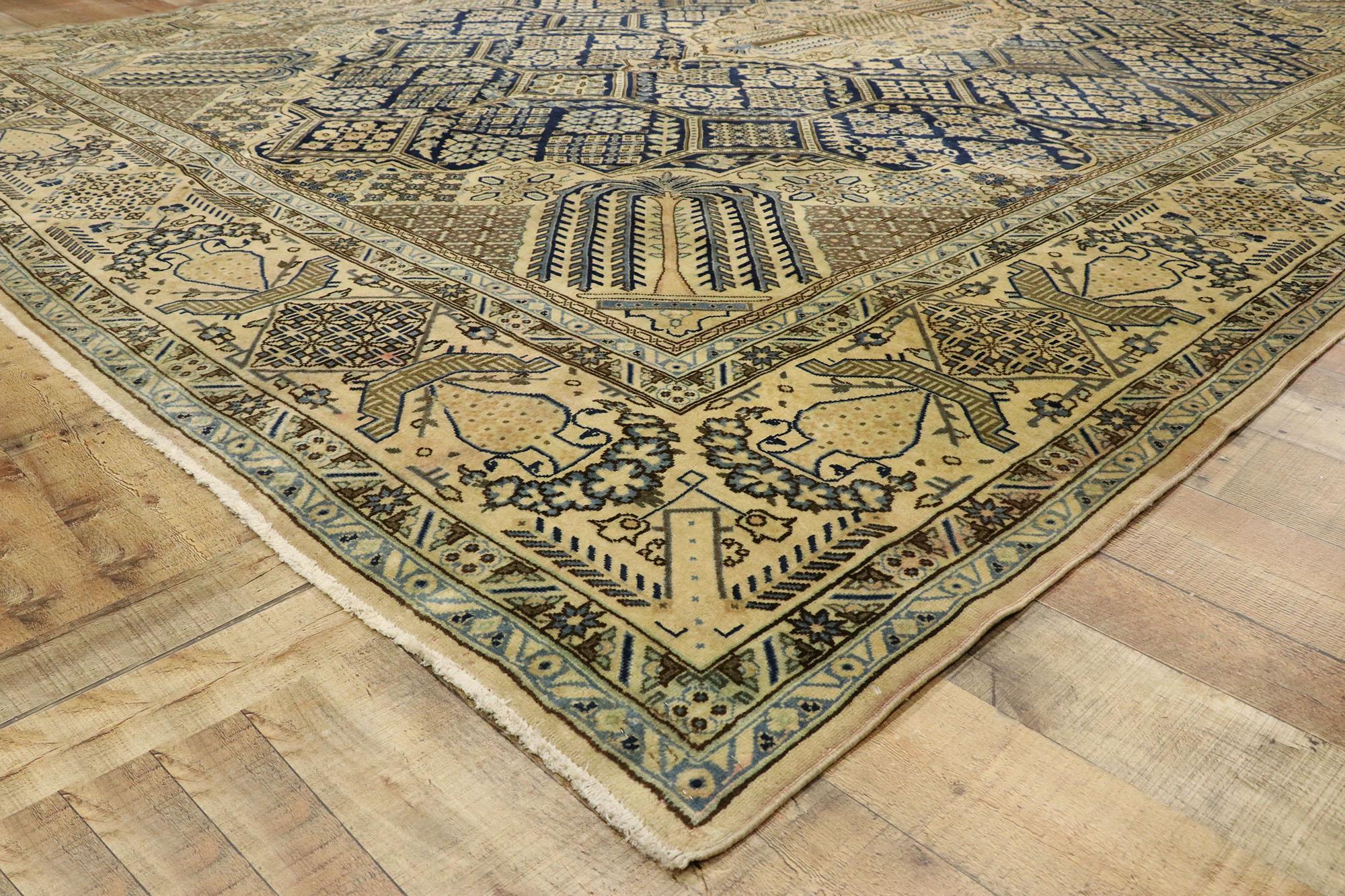 Vintage Persian Najafabad Rug with Joshegan Design and French Country Style In Good Condition For Sale In Dallas, TX