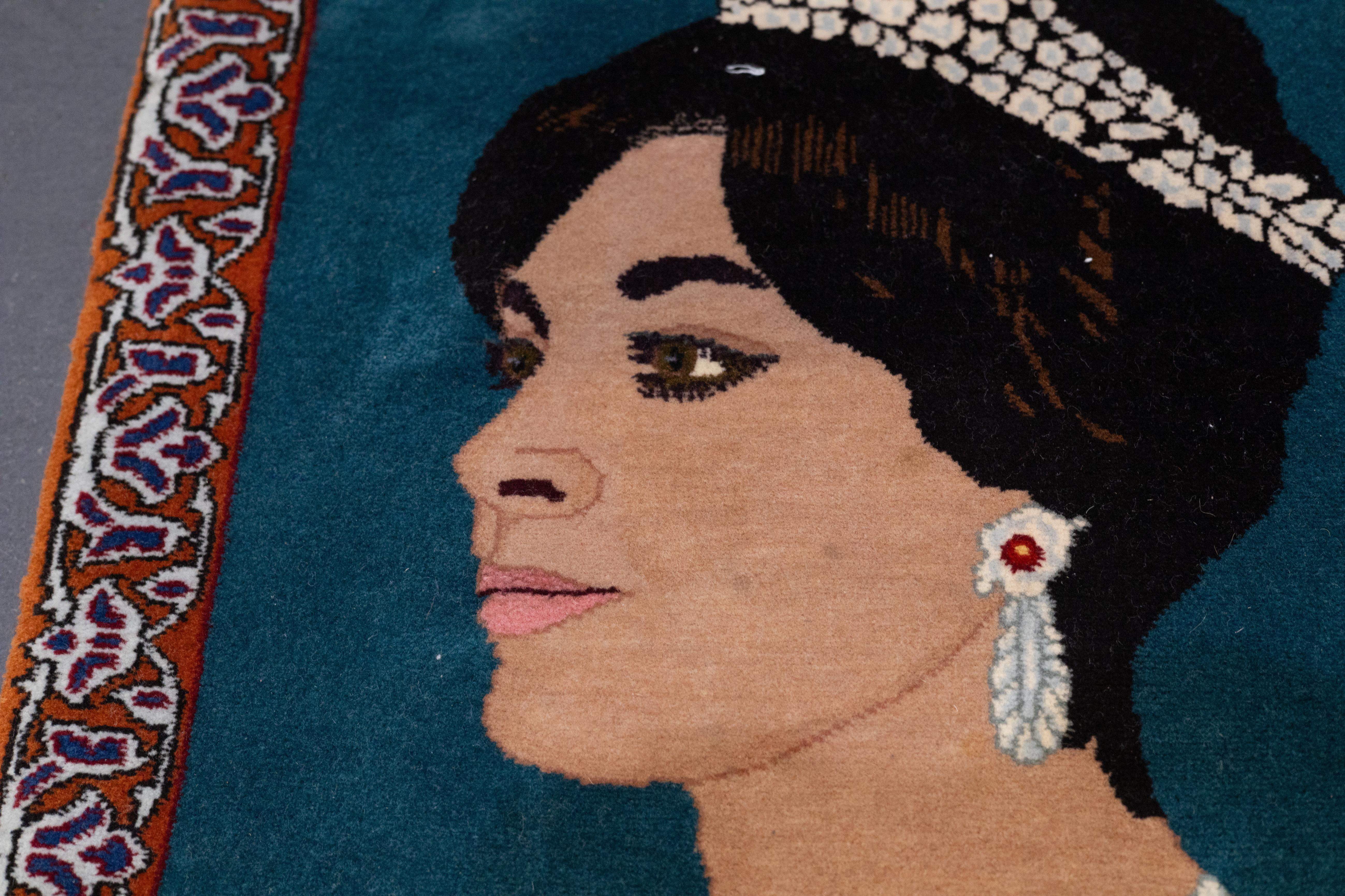 XX secolo Tappeto persiano d'epoca con immagini Regina di Persia 1'8