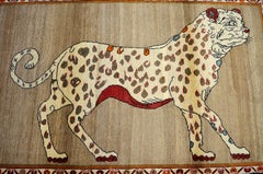 Vintage Persian Qashqai Leopard Animal circa 1930 in Pure Handspun Wool