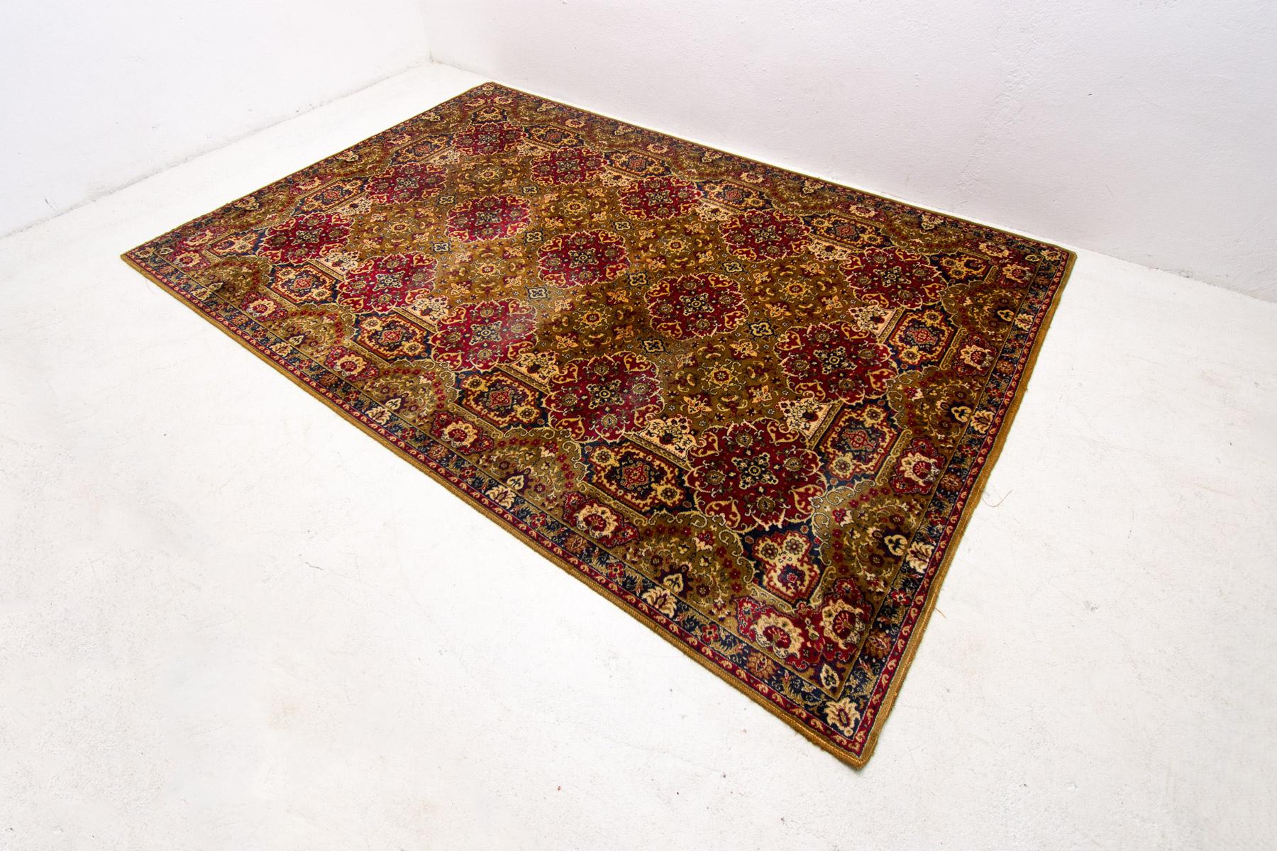 Mid-Century Modern Vintage Persian Rug, 1970s For Sale