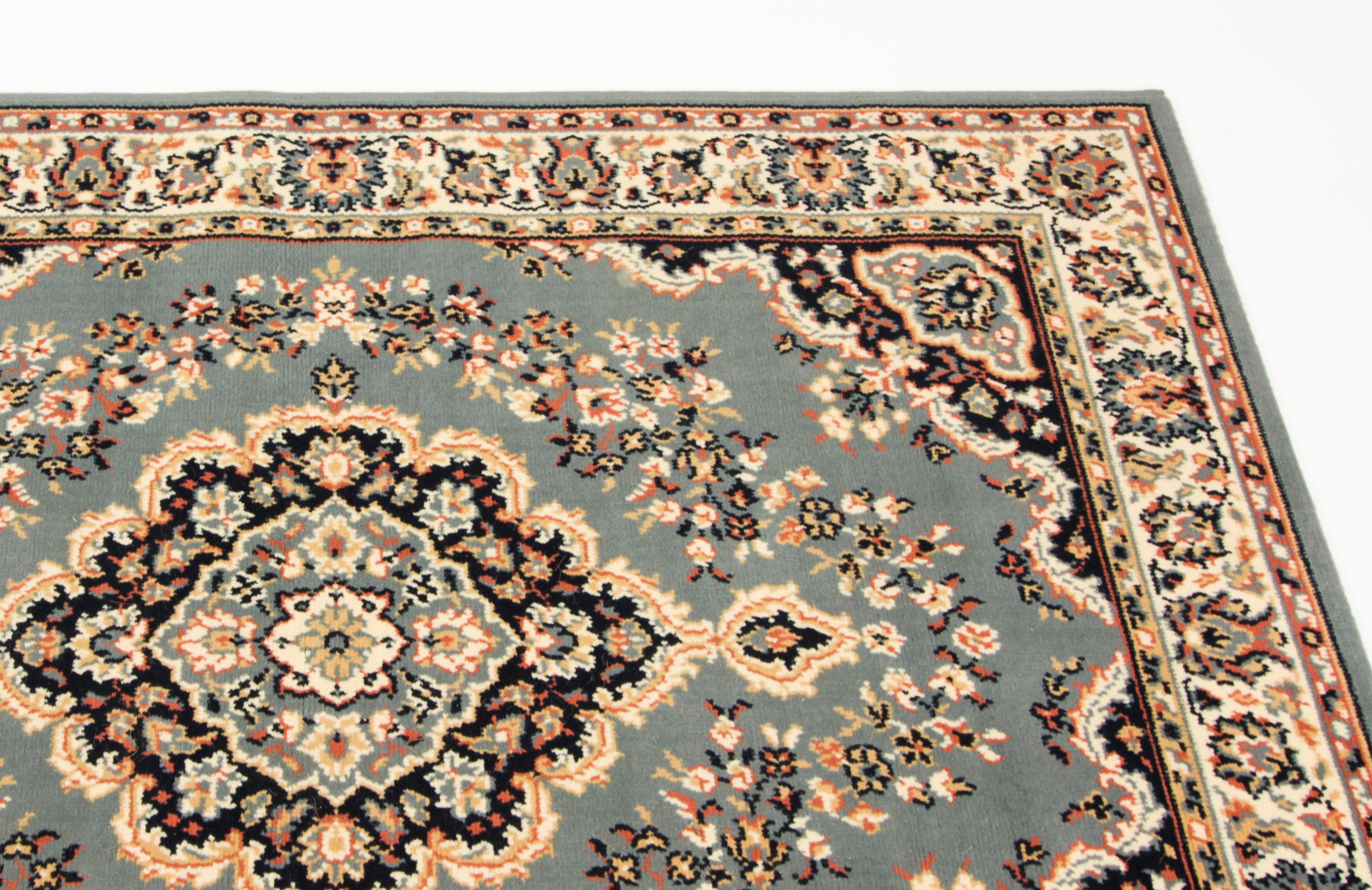 Late 20th Century Vintage Persian Rug Carpet, 20th Century For Sale