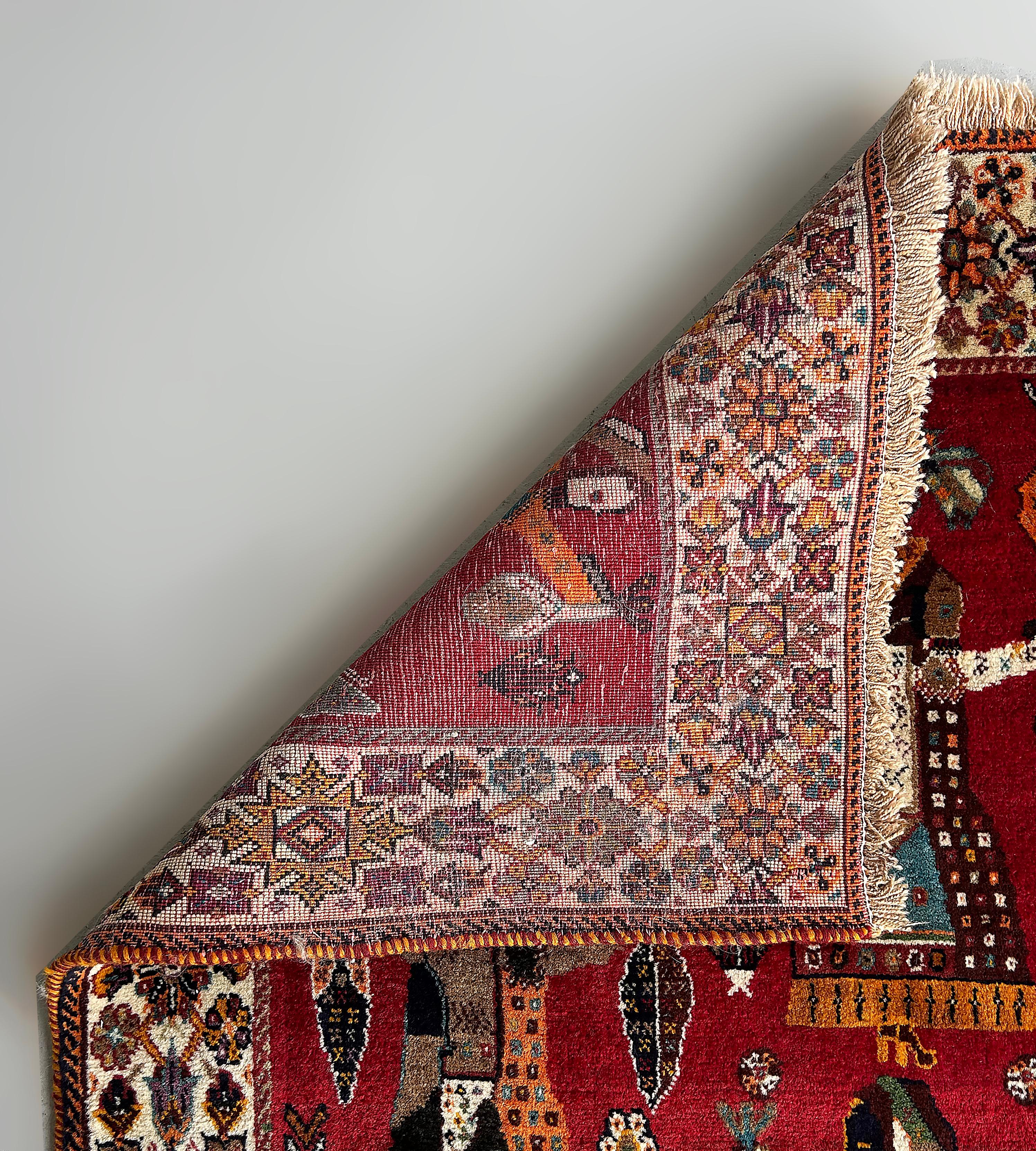 Tessuto a mano Tappeto persiano d'epoca raffigurante danzatori tribali stilizzati su sfondo rosso, 7'2