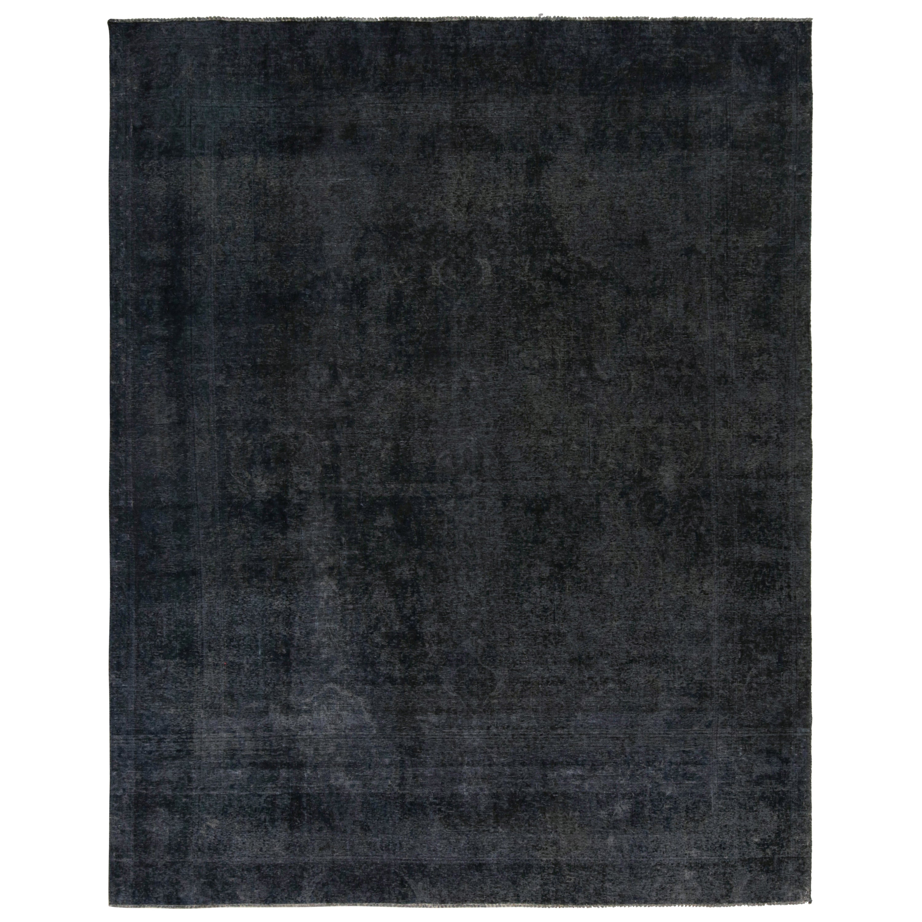Tappeto persiano vintage con motivi transitori blu e neri di Rug & Kilim
