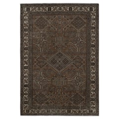 Tapis persan vintage à motifs transitionnels Brown et Gray par Rug & Kilim