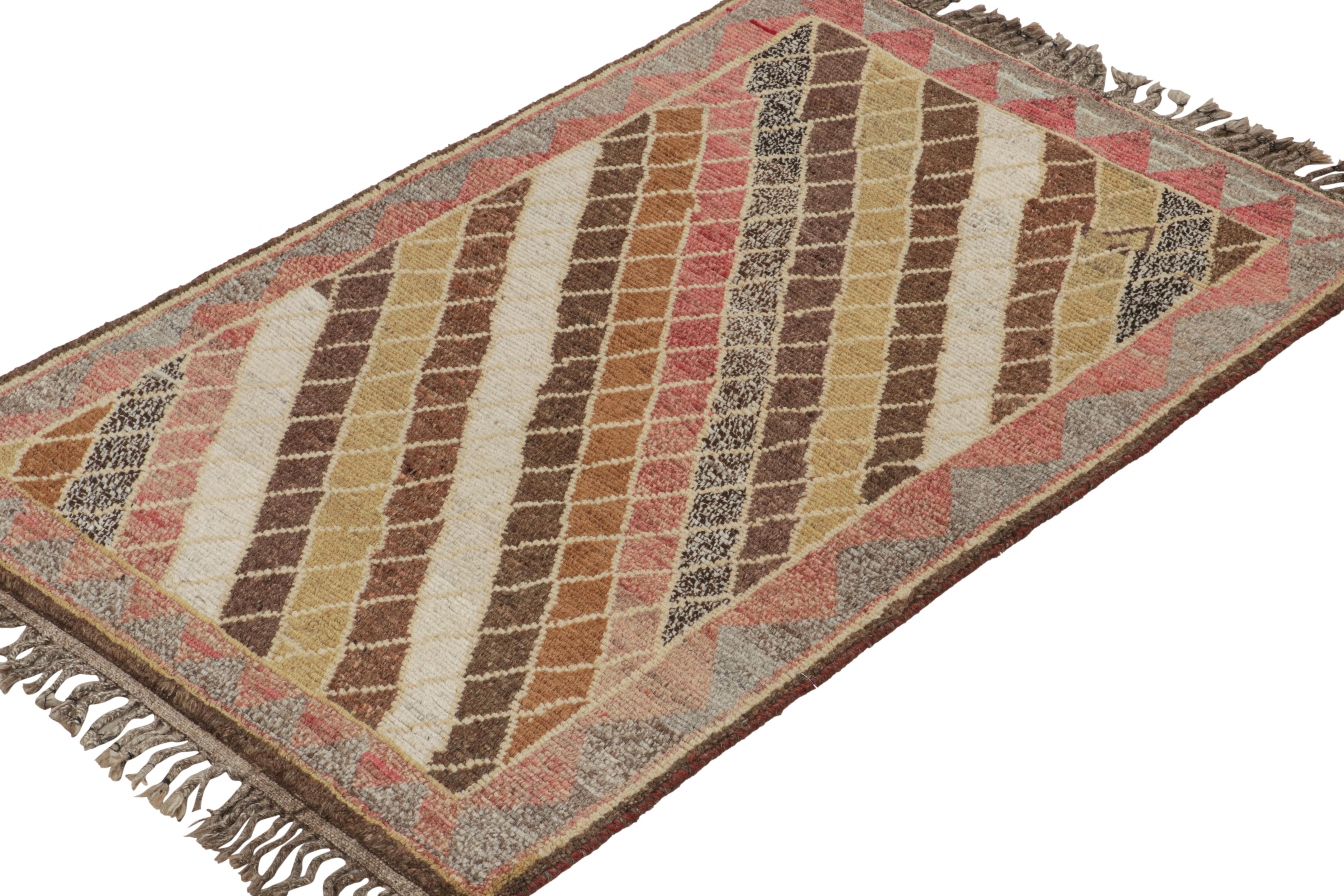 Persischer Vintage-Teppich mit polychromen Diamantmuster von Teppich & Kilim (Stammeskunst) im Angebot