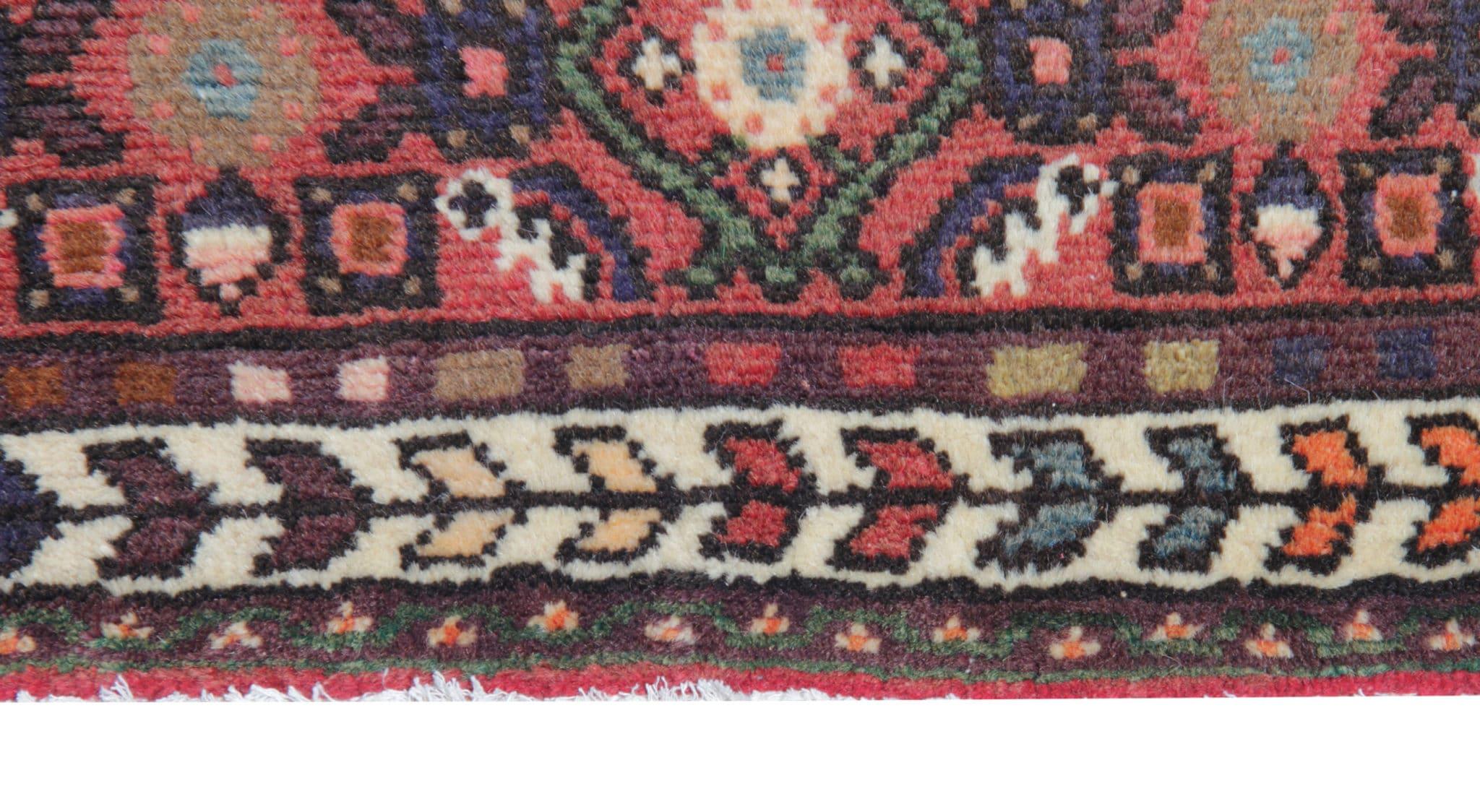 Geometrischer Farahan-Läufer, Vintage-Läufer, roter Teppich, Wollteppich, Vintage (Persisch) im Angebot