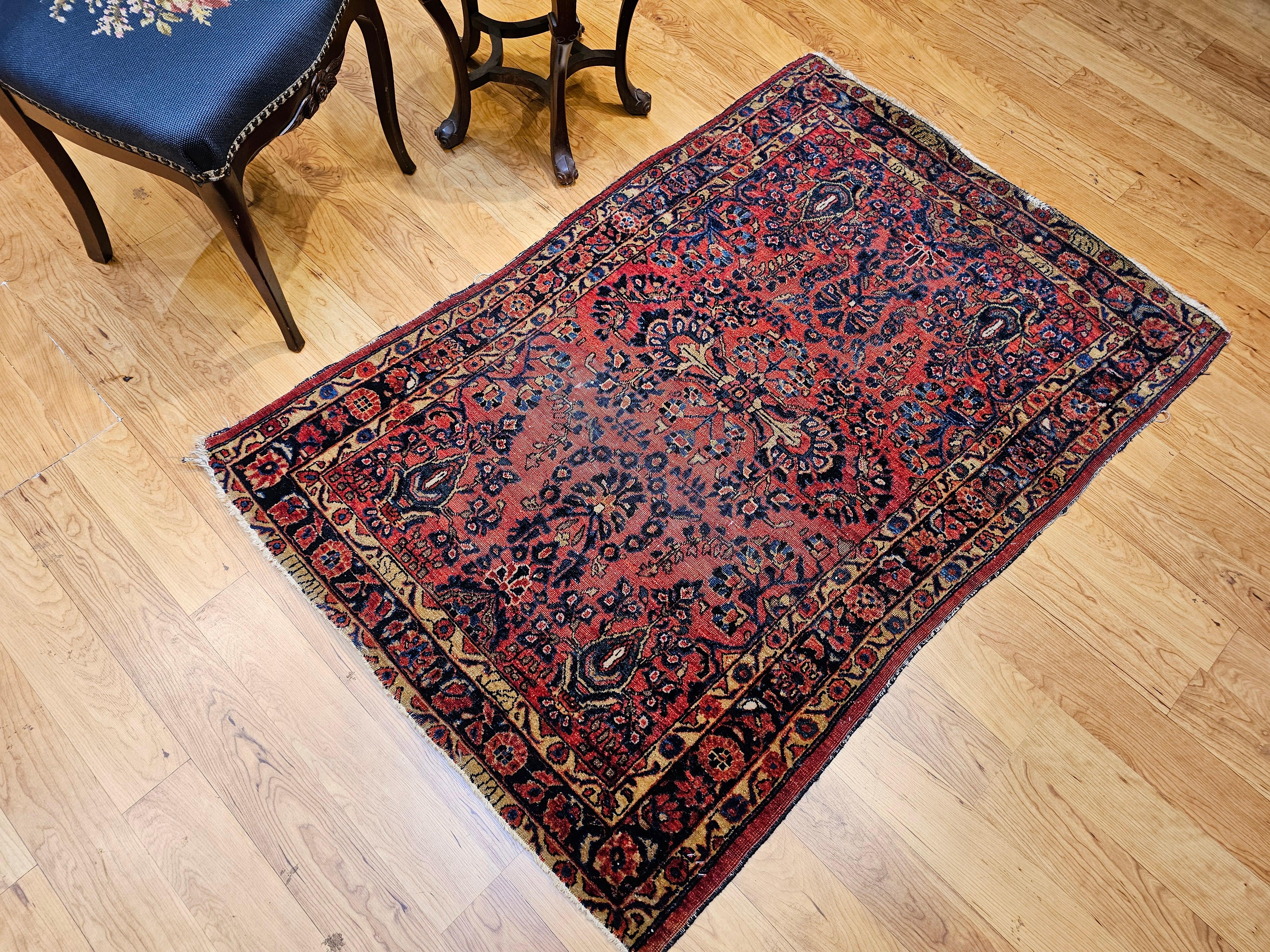 Persischer Sarouk-Teppich des frühen 20. Jahrhunderts - Allover-Blumenmuster in Rot, Marine im Angebot 9