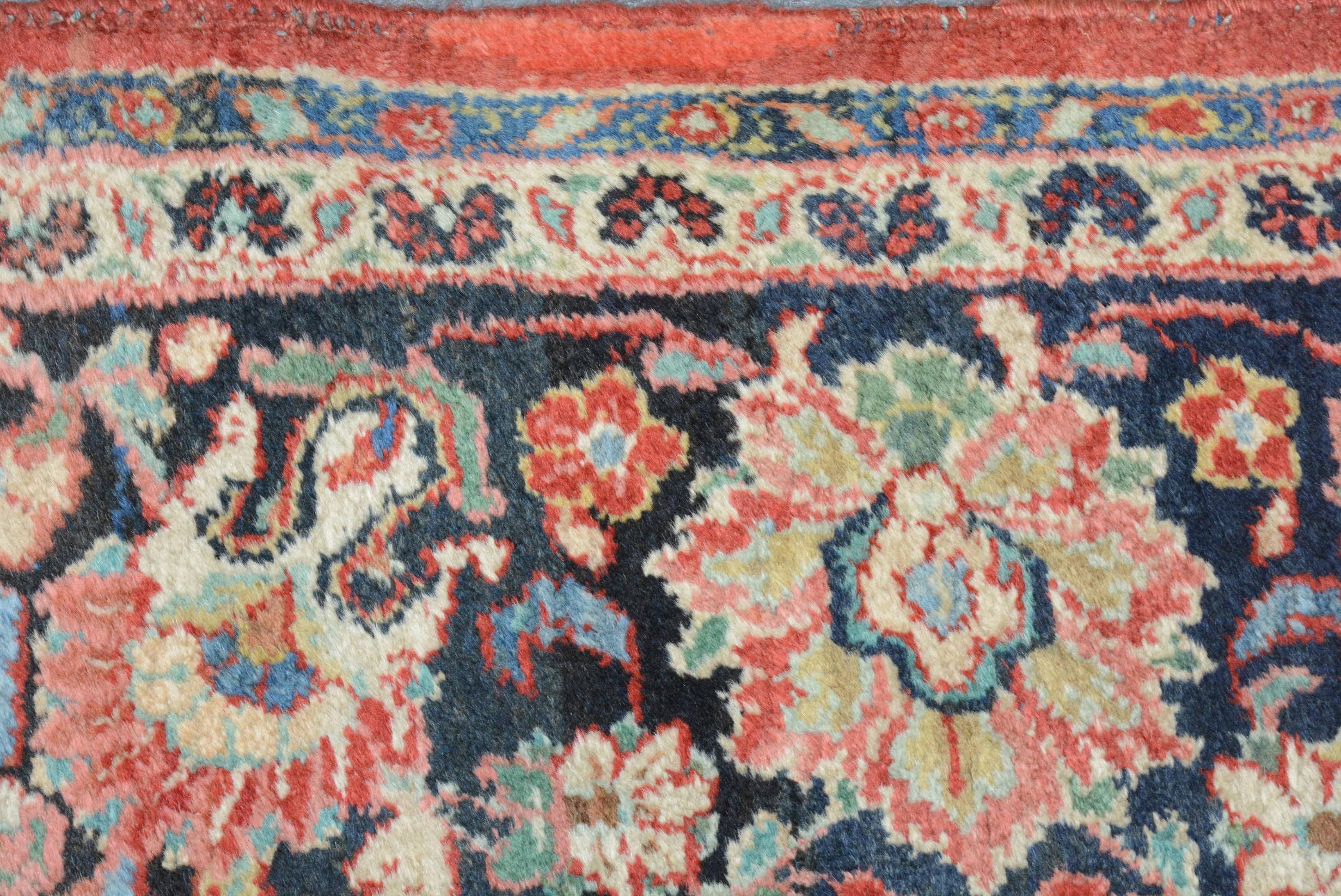 Vintage Persian Sarouk Carpet For Sale 4