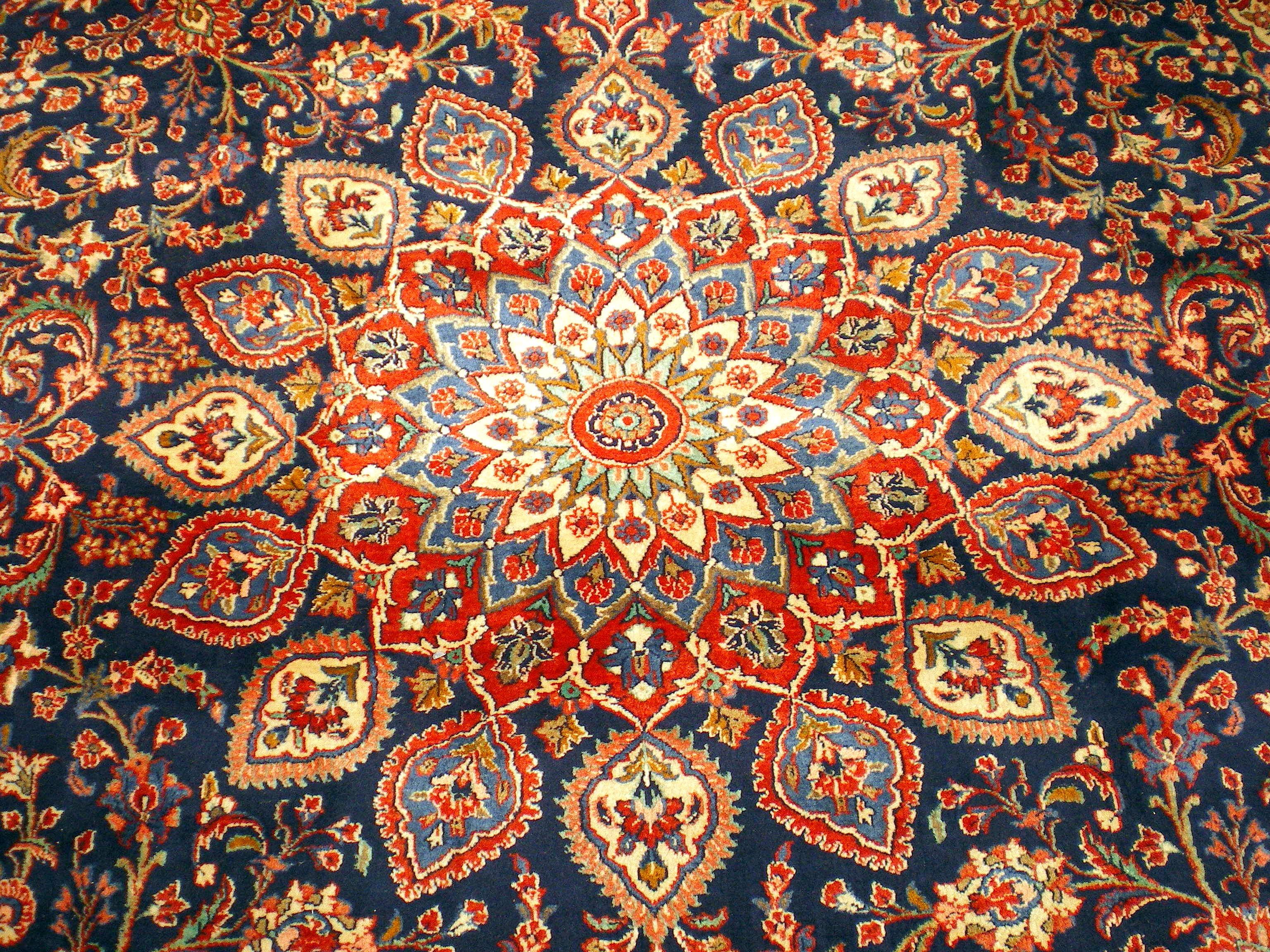 Vintage Persian Sarouk In Good Condition For Sale In Newmanstown, PA