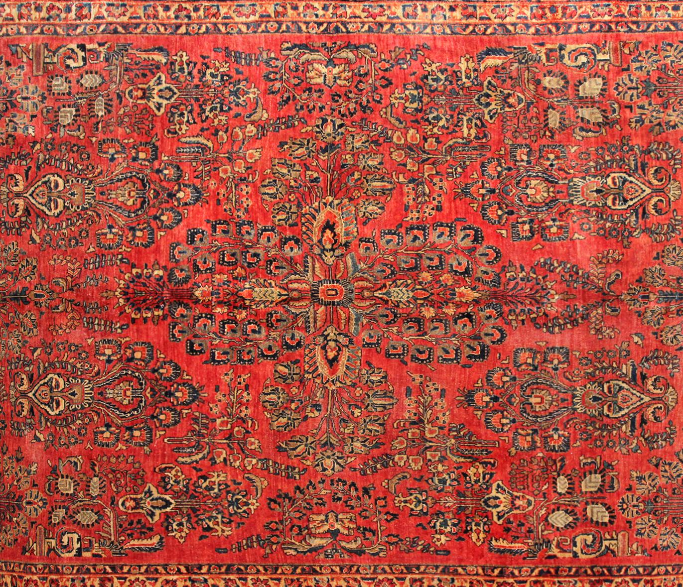 Vintage Persian Sarouk Oriental Rug, in Room Size, with Intricate Floral Design In Excellent Condition For Sale In New York, NY
