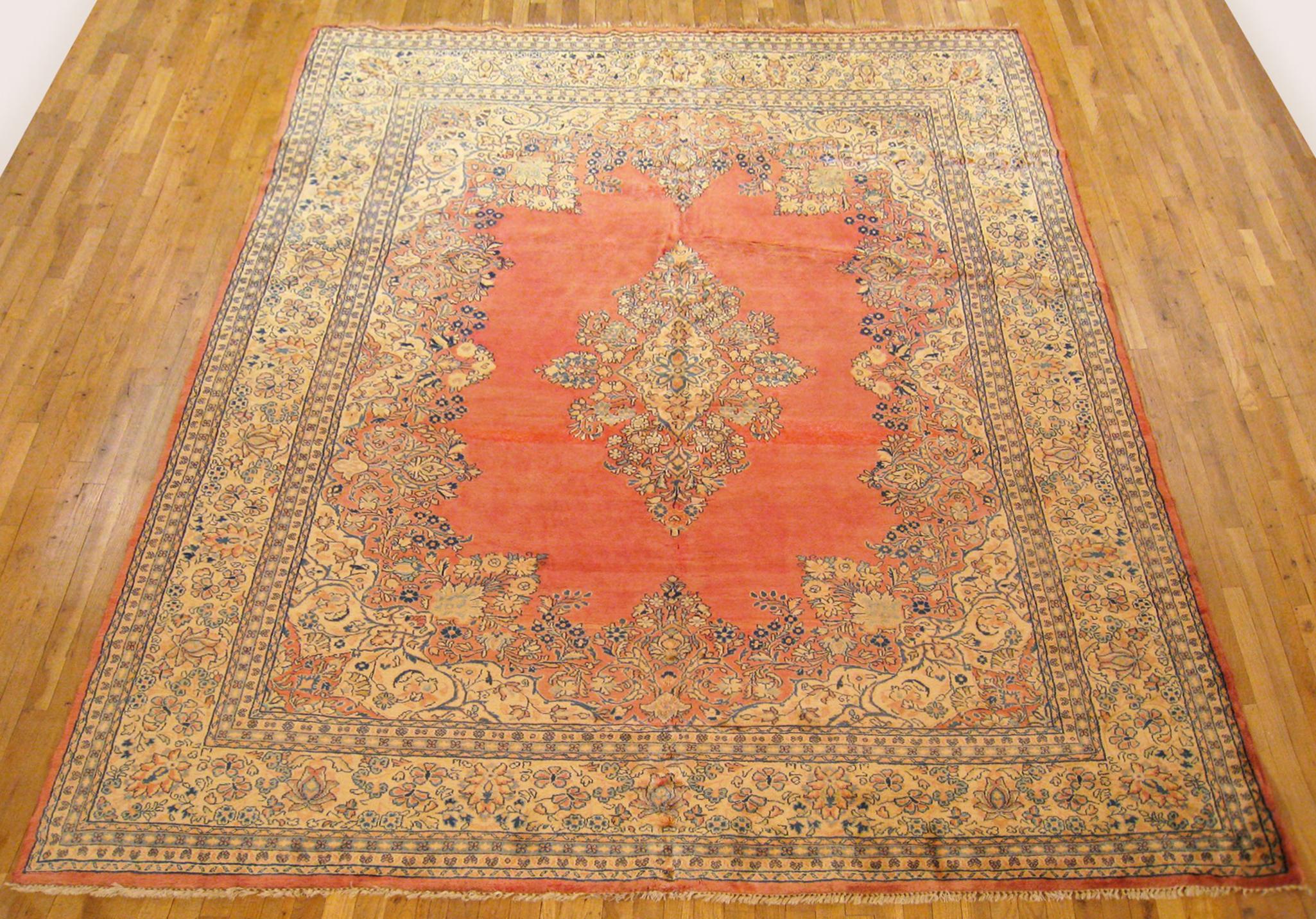 Vintage Persian Sarouk oriental rug, circa 1940, room size.

A vintage Persian Sarouk oriental rug, size 11'8