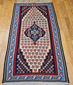 Vintage Persian Senneh Kilim Rug, Wool on Cotton, Mid 1900s