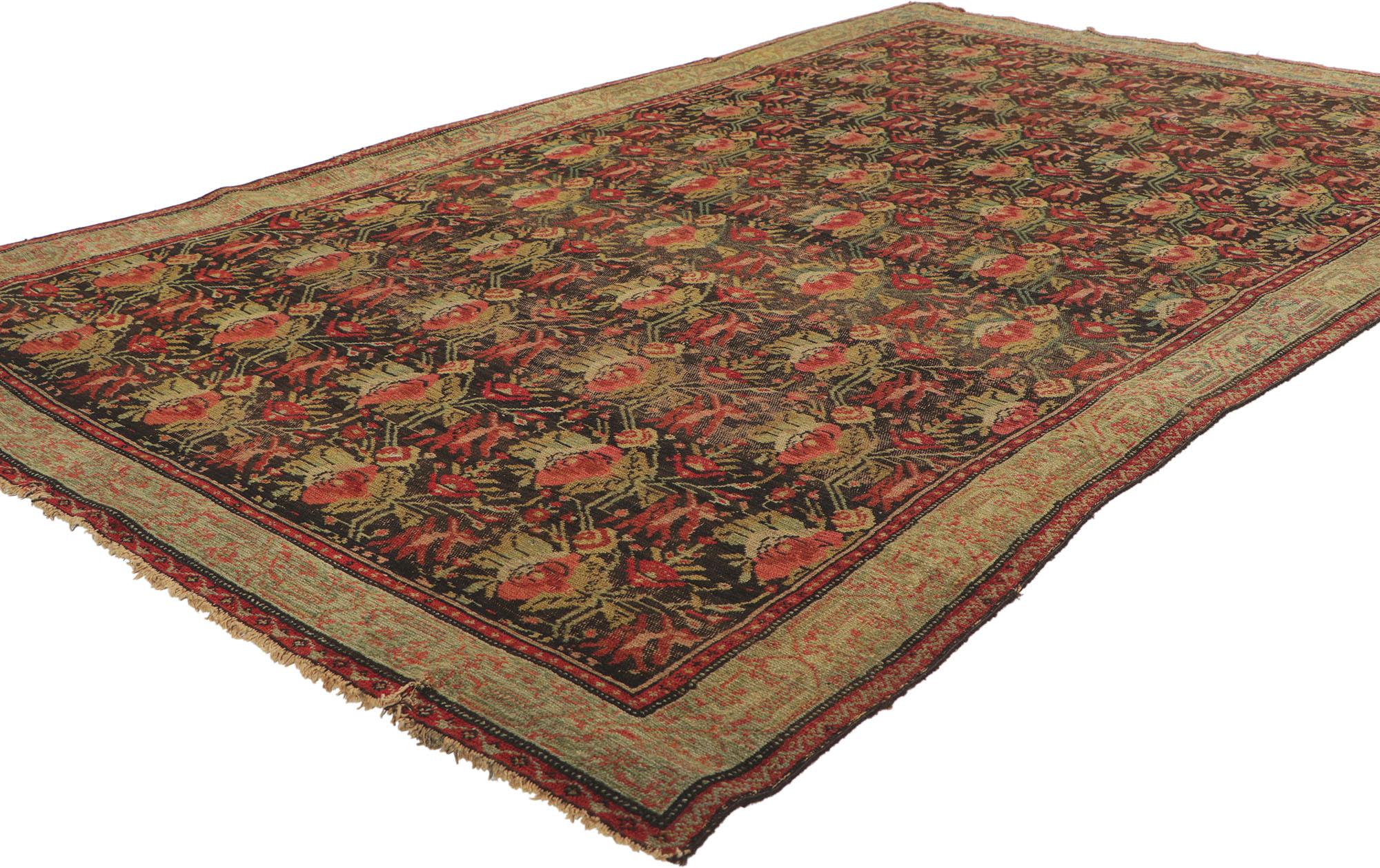 76955 Vintage Persian Senneh Rug with American Colonial Style 03'11 x 06'04. Displaying well-balanced symmetry and a simple design aesthetic, this hand knotted wool vintage Persian Senneh rug beautifully embodies American Colonial style with rustic
