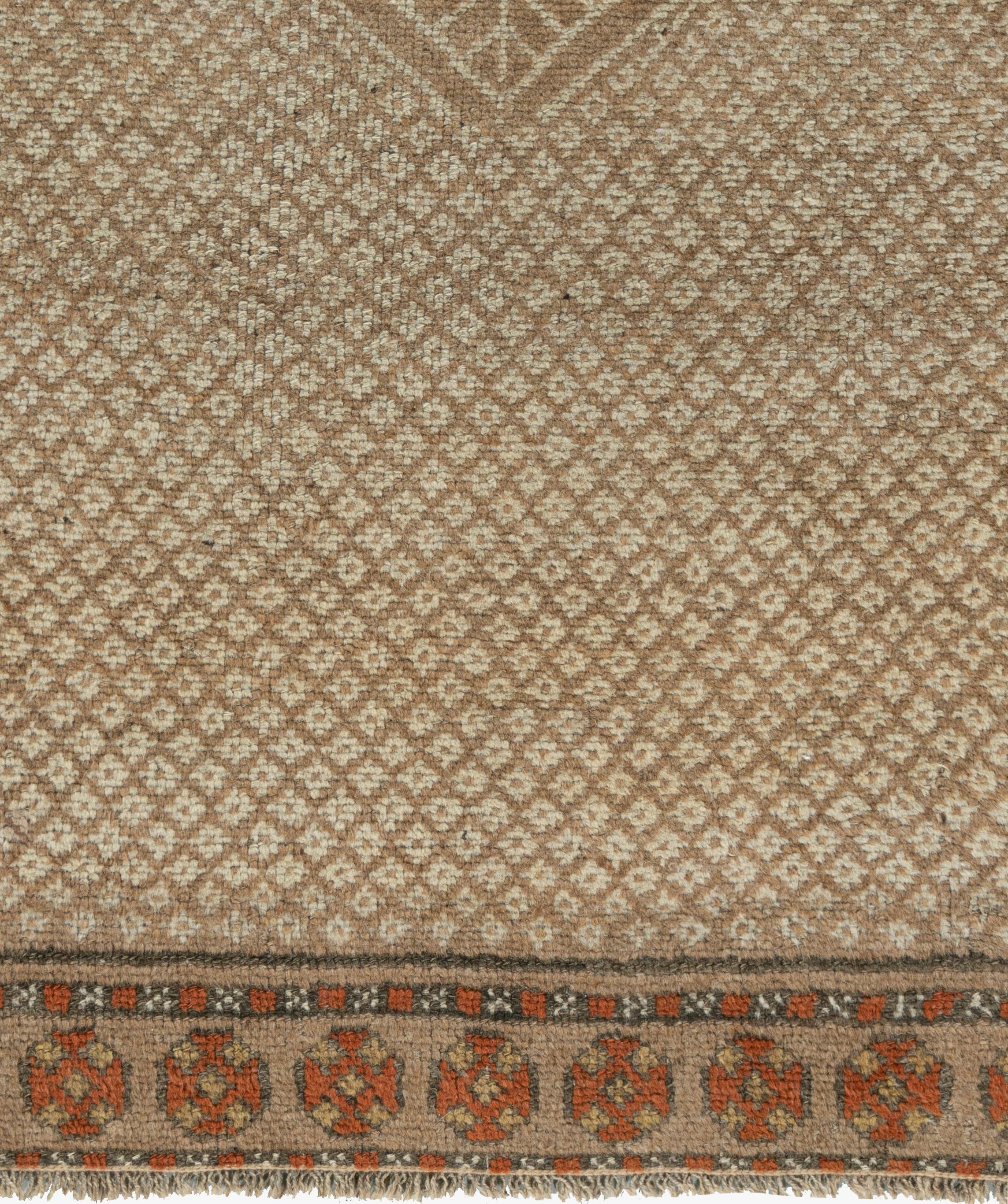 Vintage Persian Serab Rug  4'4 x 6'10 For Sale 3