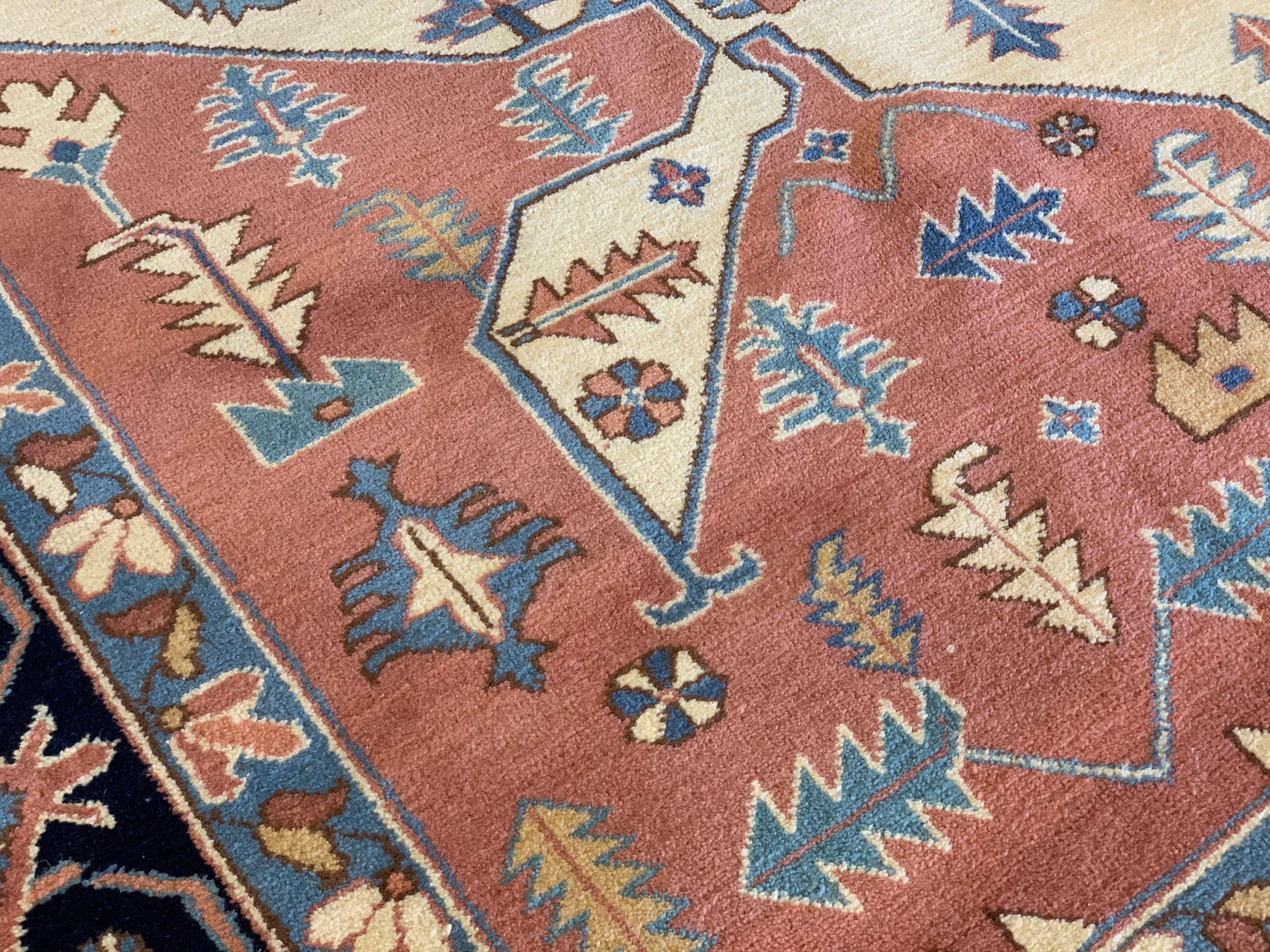 Vintage Persian Serapi Style Rug, Signed, circa 1940s In Good Condition For Sale In San Mateo, CA