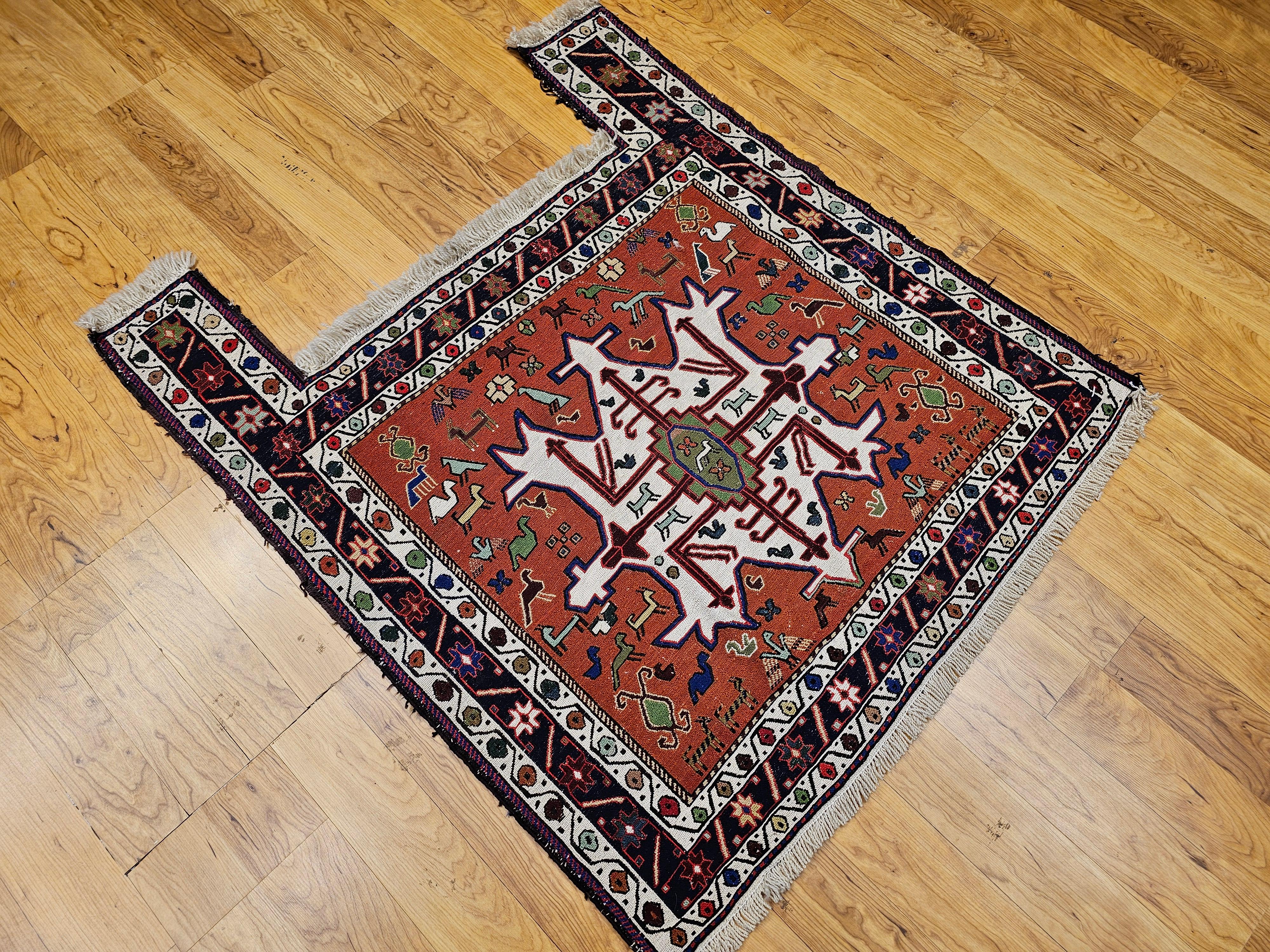 Persische Shahsavan Soumak-Satteldecke aus Terrakotta in Elfenbein, Grün im Angebot 4