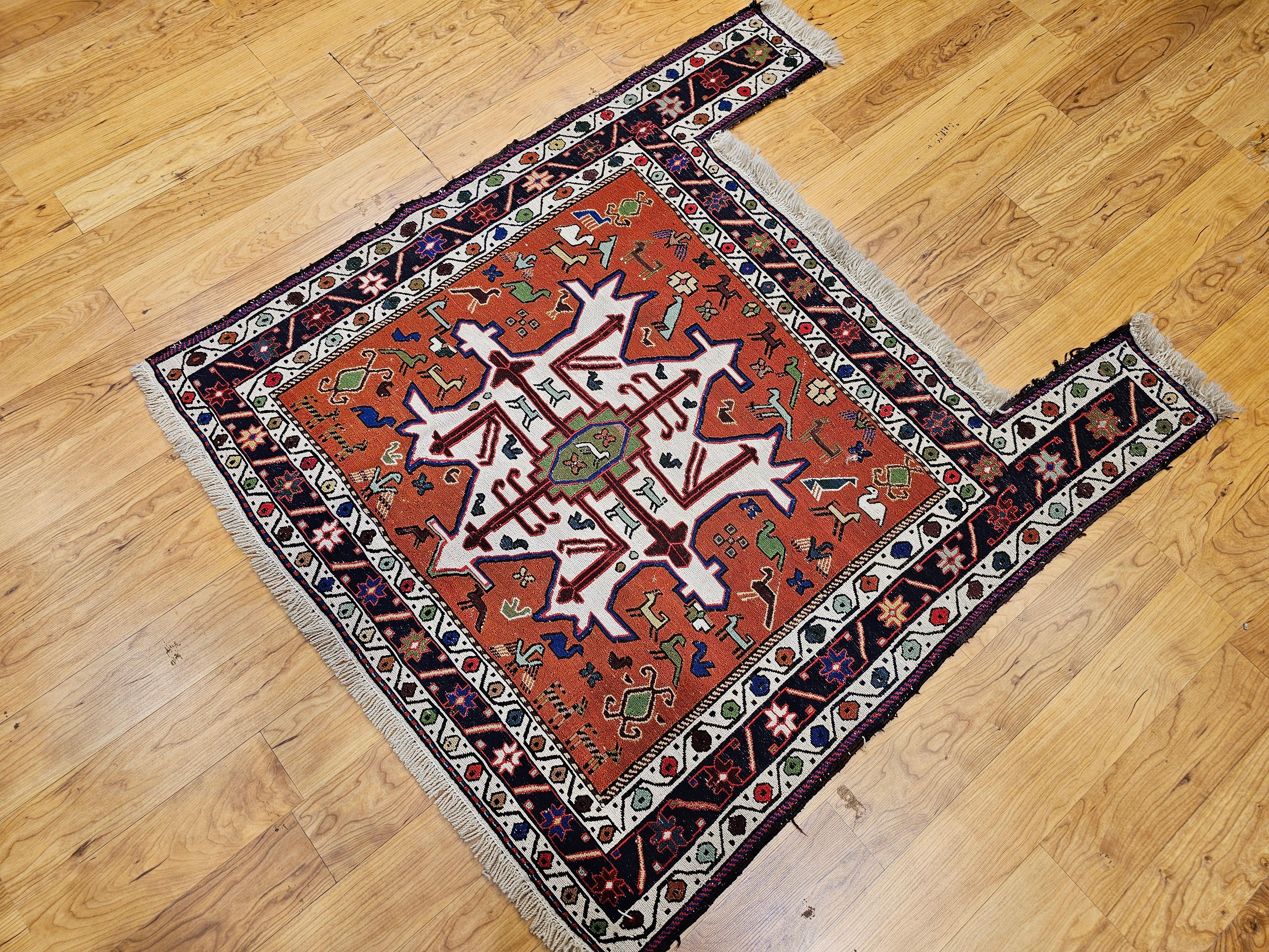 Persische Shahsavan Soumak-Satteldecke aus Terrakotta in Elfenbein, Grün im Angebot 6