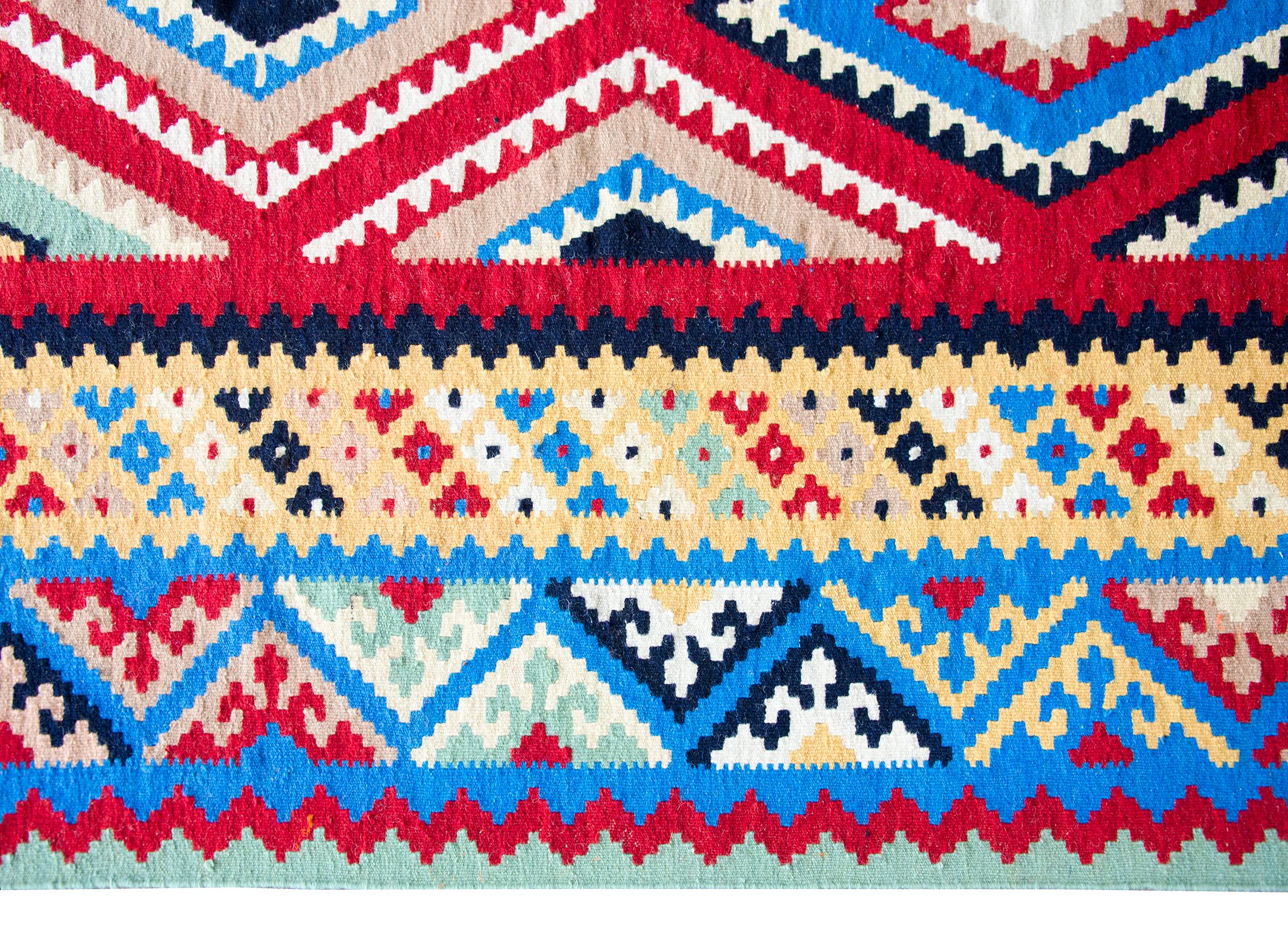 Alfombra vintage persa Shiraz Kilim Anudado a mano en venta