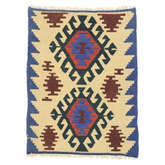 Tapis Kilim persan vintage Shiraz de style tribal