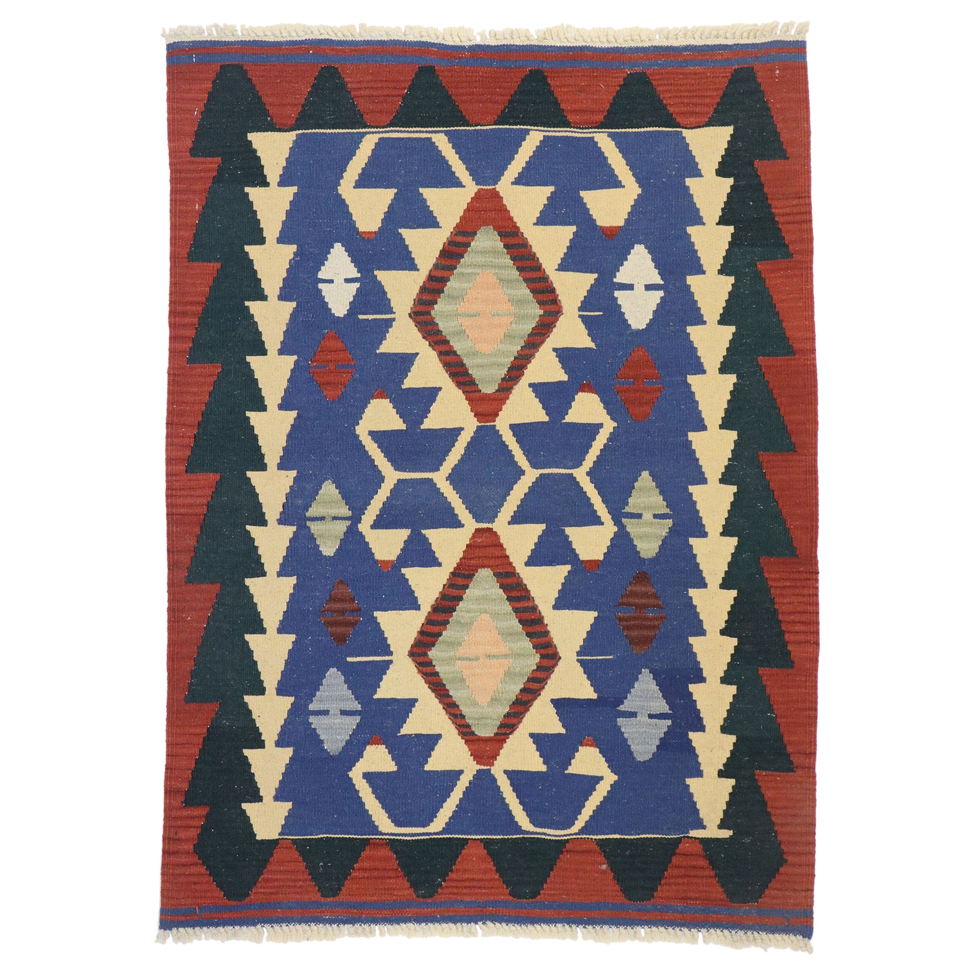 Vintage Persian Shiraz Kilim Rug, Luxus Lodge trifft Nomadencharme