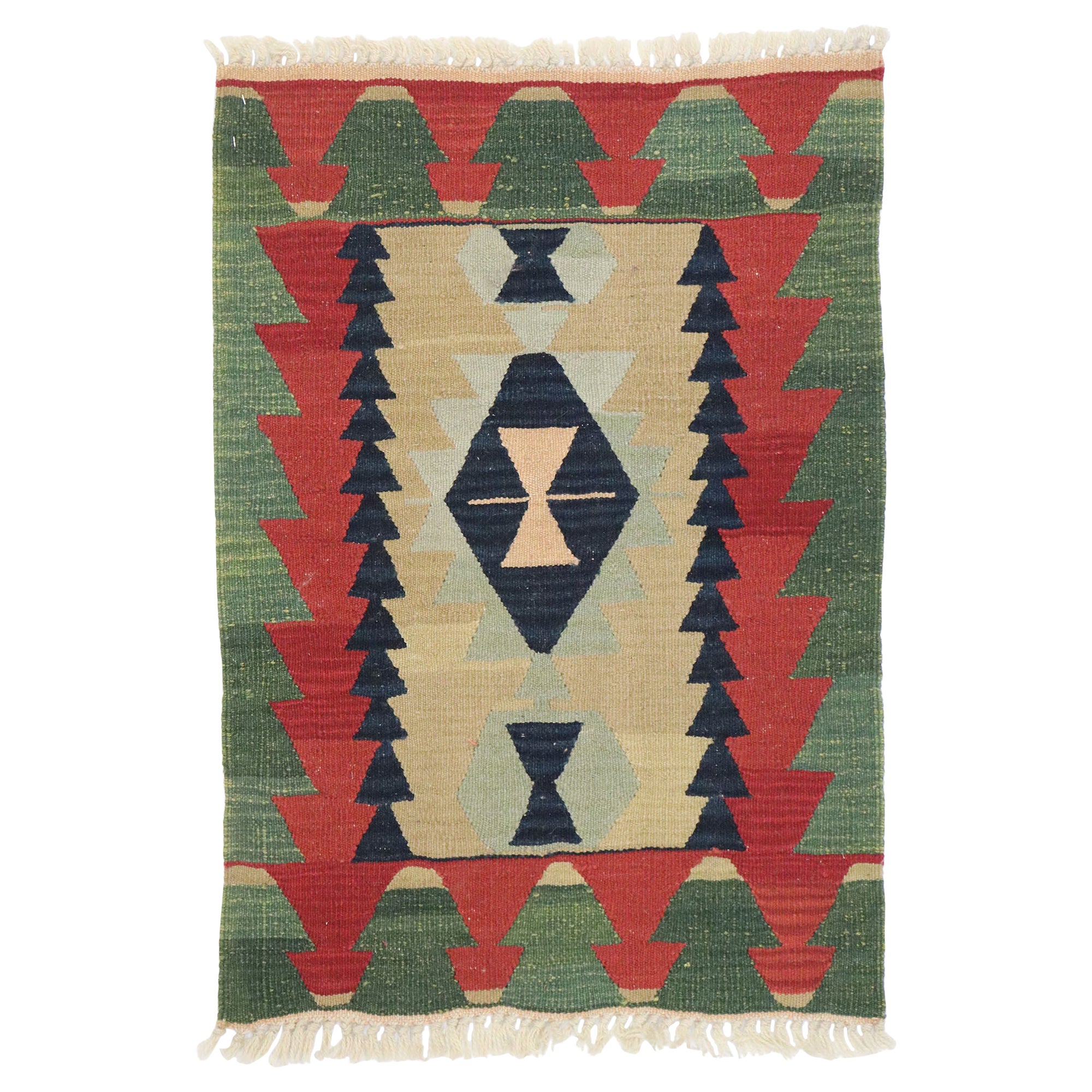 Vintage Persian Shiraz Kilim Rug, Luxus Lodge trifft Nomadencharme