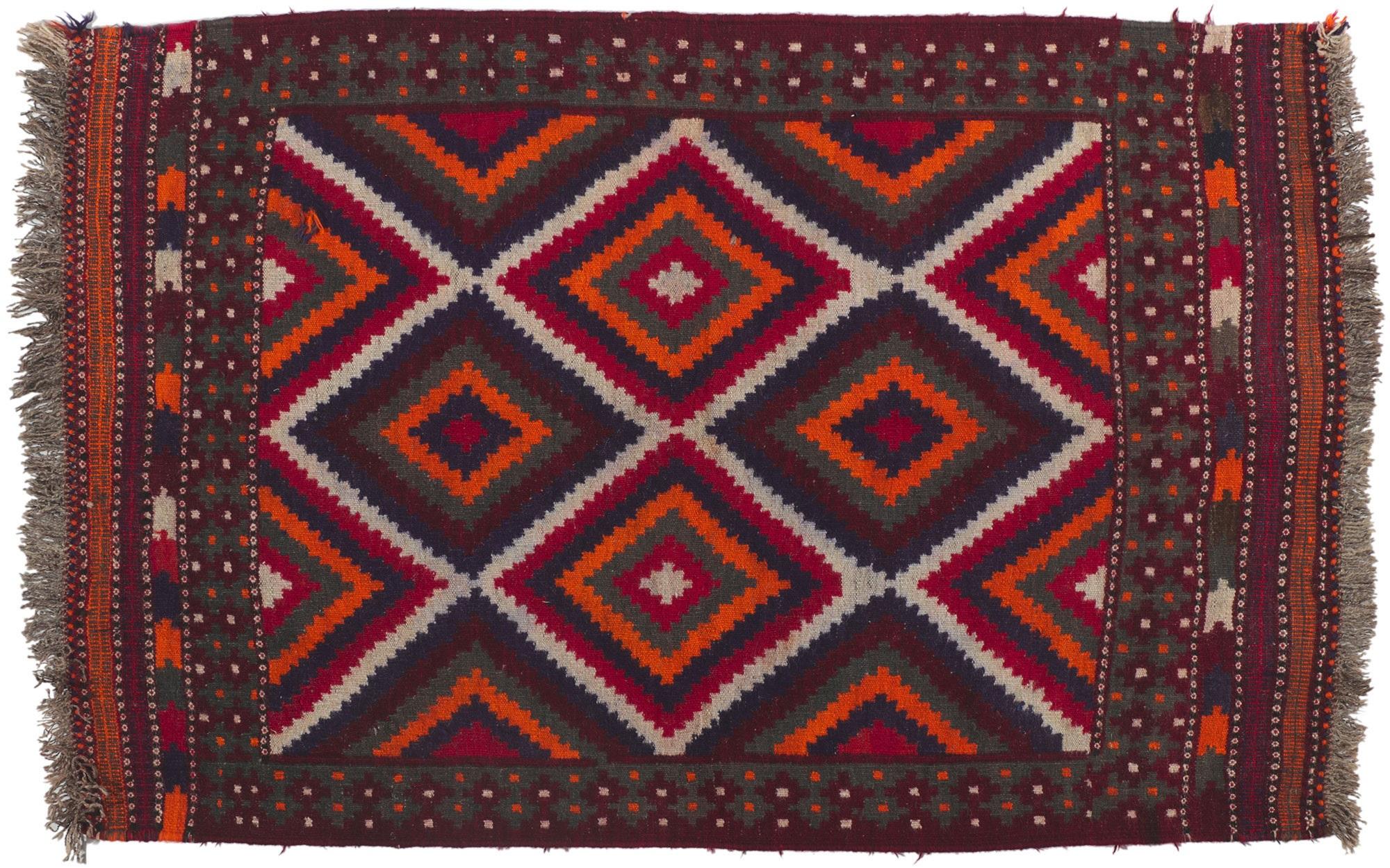 Persischer Shiraz-Kilim-Teppich im Vintage-Stil, Stammes-Allüren treffen auf Contemporary Santa Fe im Angebot 1
