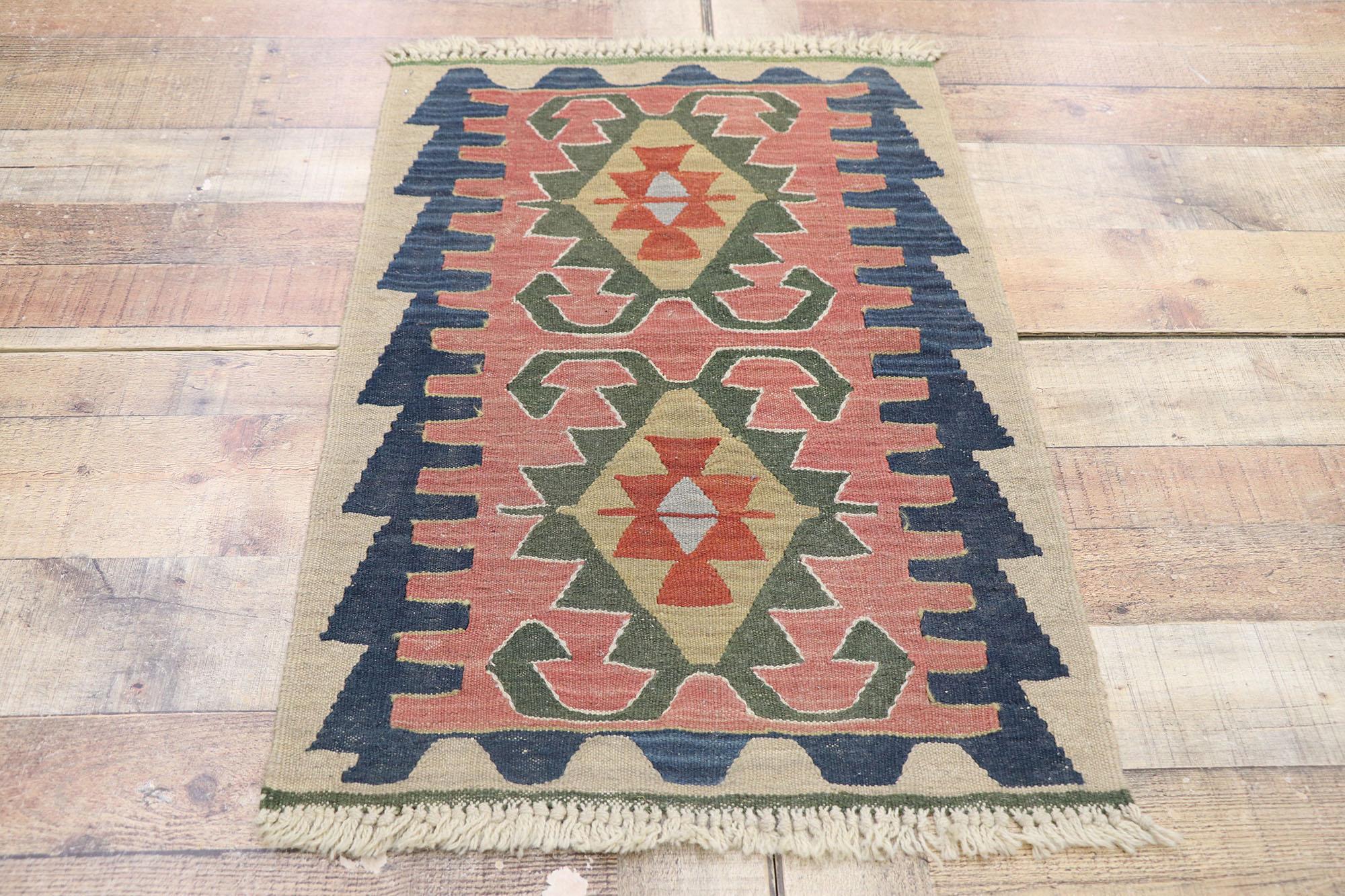 Persischer Shiraz-Kelim-Teppich im böhmischen Stammesstil, Vintage im Angebot 1