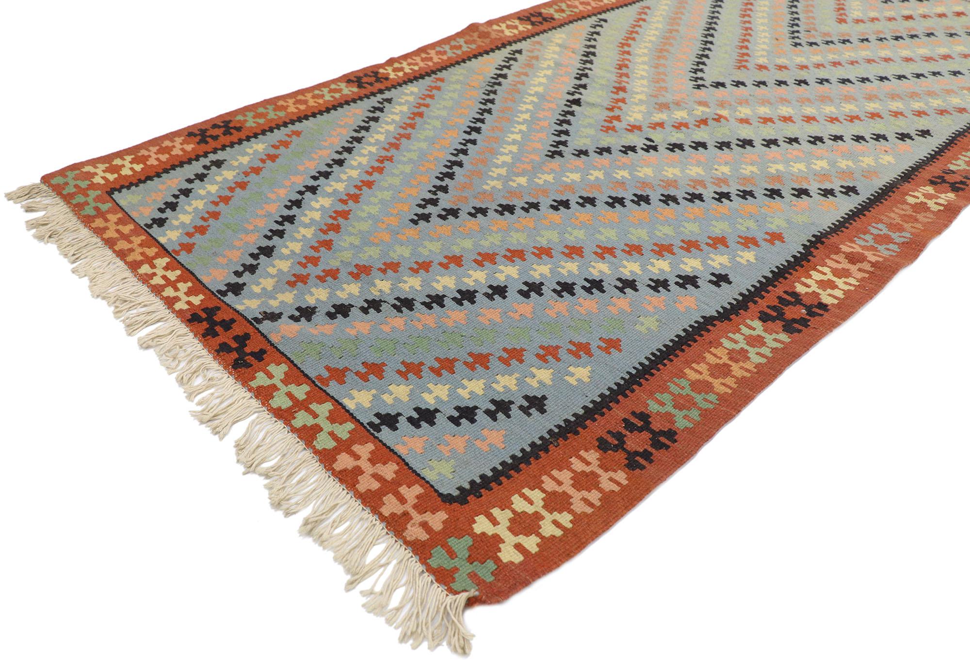 77808 vintage Persian Shiraz Kilim rug with Boho Chic Tribal style 03'05 x 06'07. Ce tapis kilim persan vintage en laine, tissé à la main, présente un motif sur toute la surface, composé de rangées de motifs géométriques multicolores. Chaque rangée
