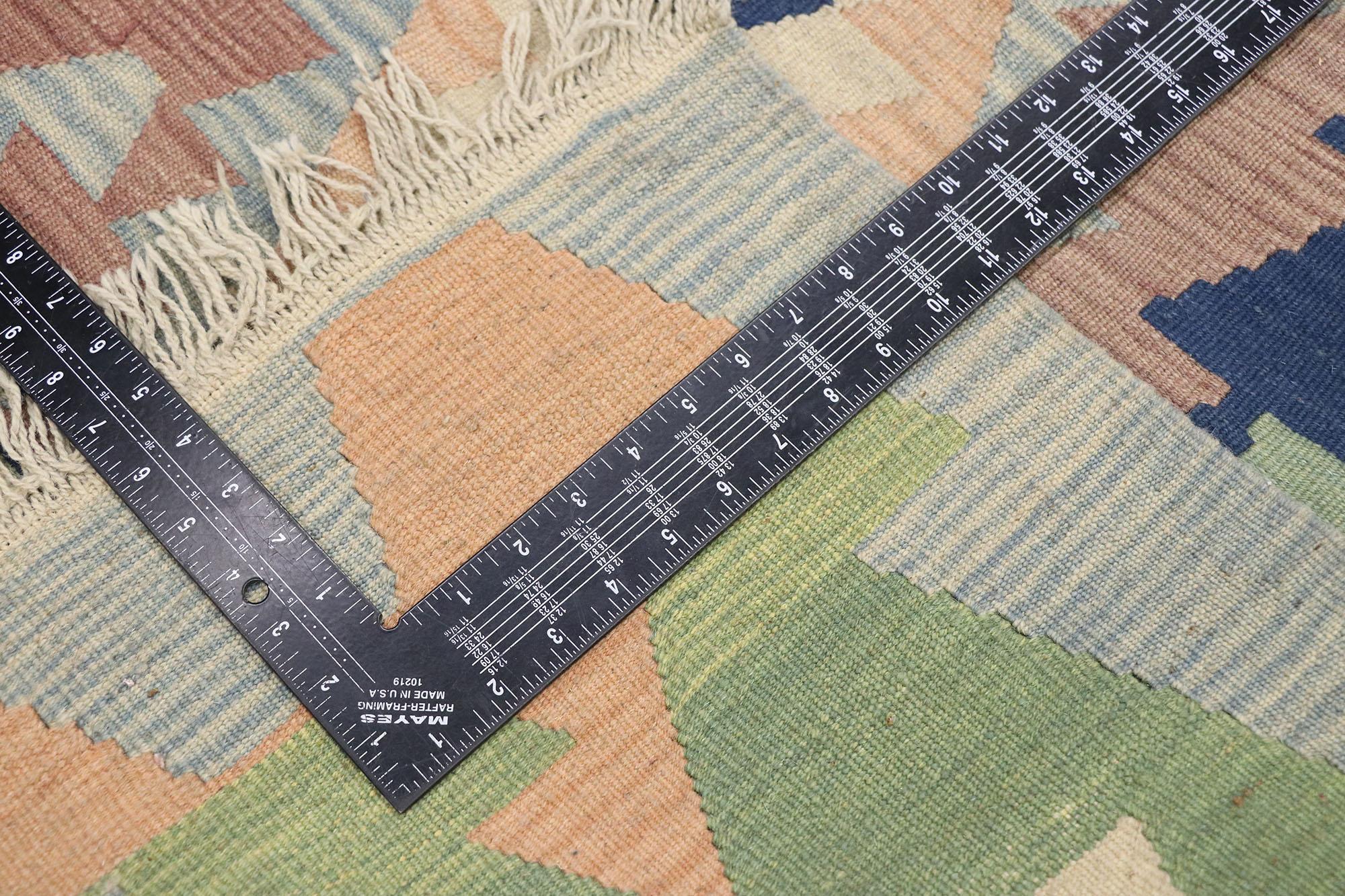 Persischer Shiraz-Kelim-Teppich im Vintage-Stil, Südwesten Boho Meets Palm Springs (20. Jahrhundert) im Angebot