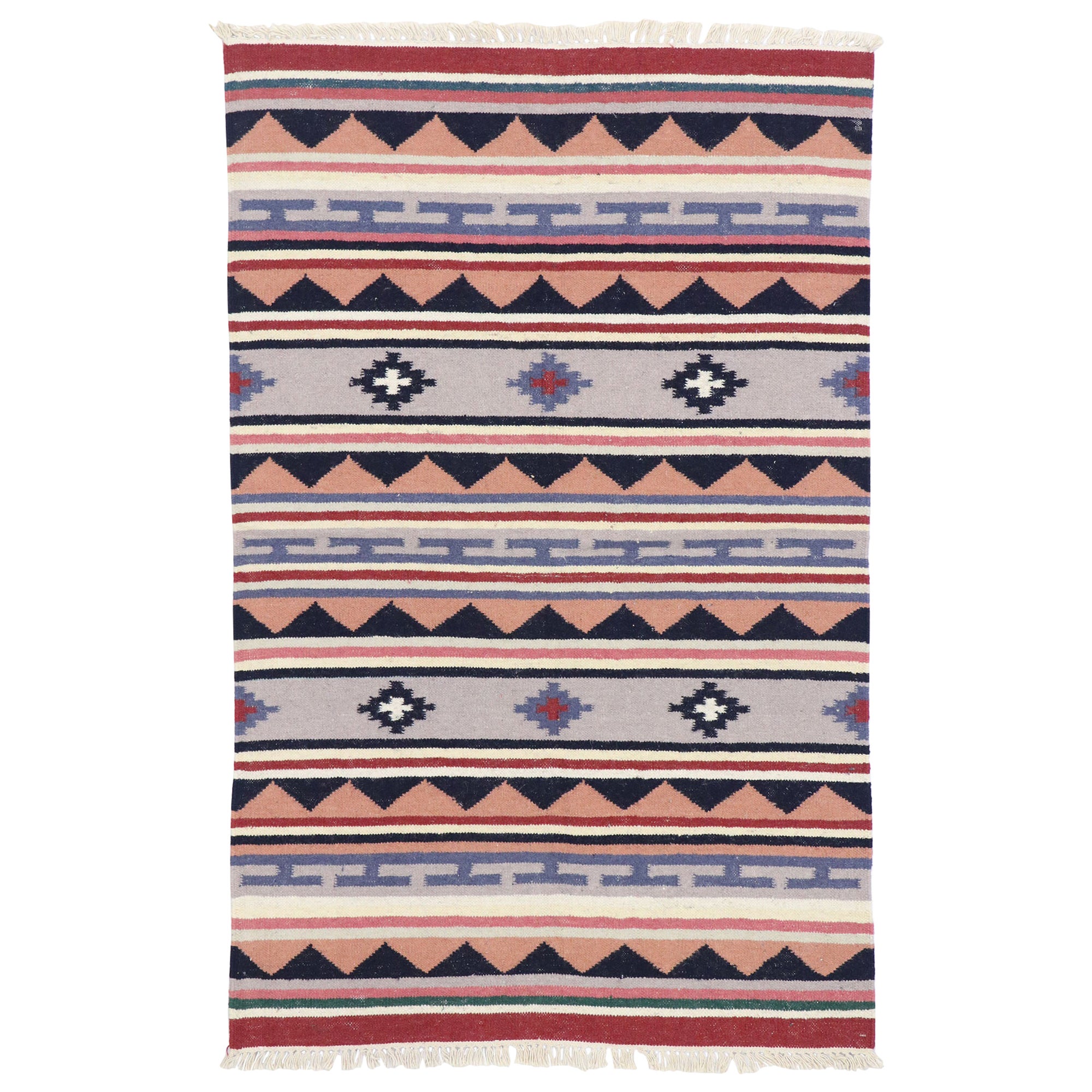 Vintage Persian Shiraz Kilim Rug & Kilim con stile tribale Boho Chic